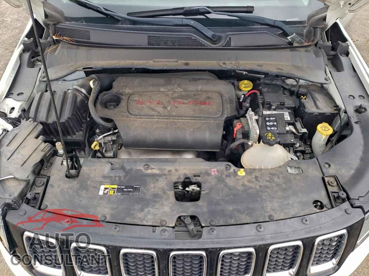 JEEP COMPASS 2018 - 3C4NJDBB8JT349727