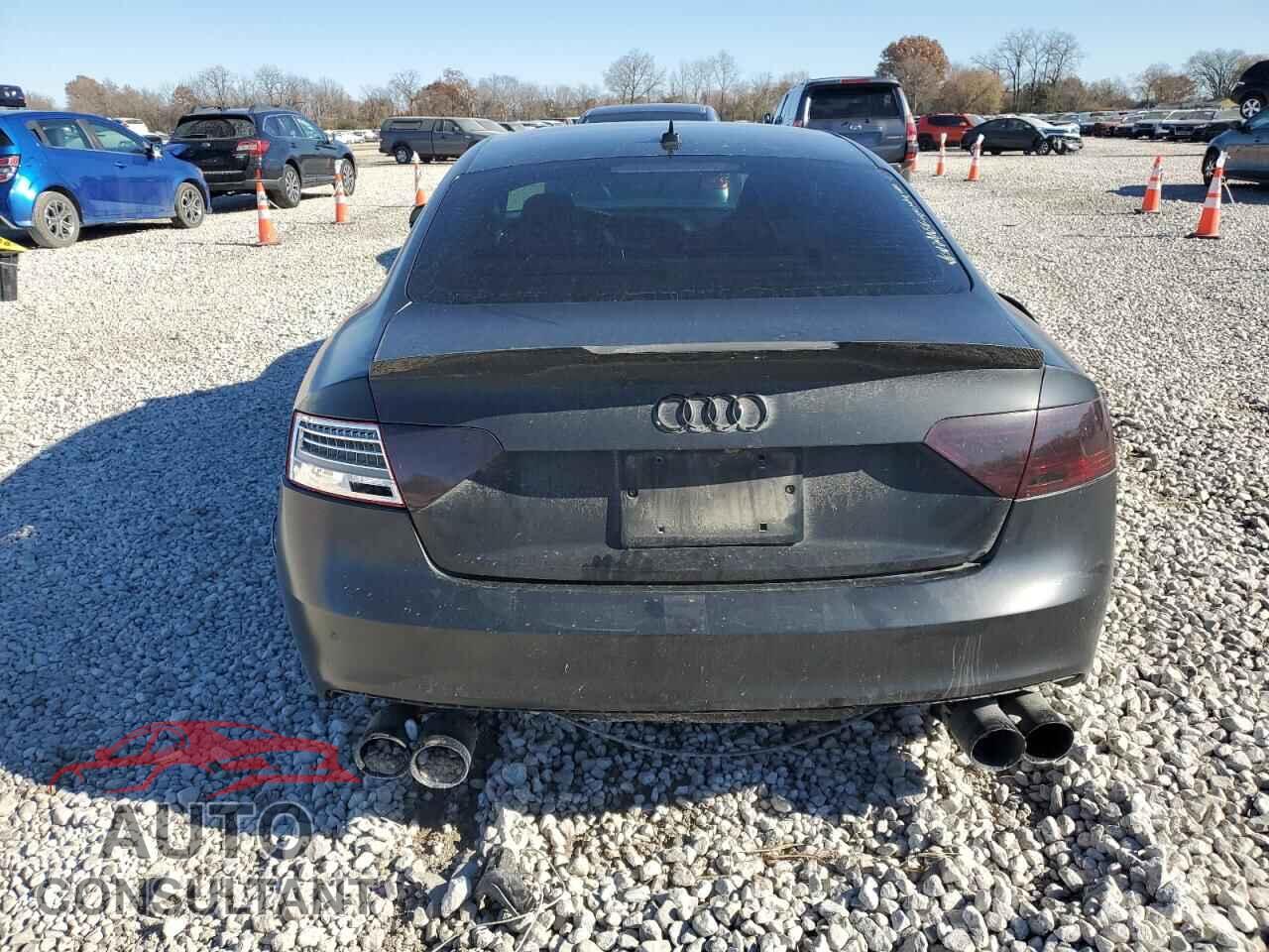 AUDI S5/RS5 2015 - WAUCGAFR5FA036660