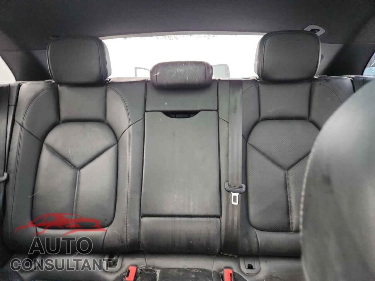 PORSCHE MACAN 2016 - WP1AB2A53GLB49000