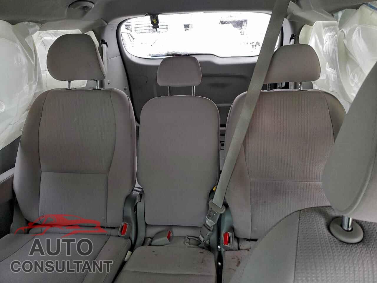 KIA All Models 2019 - KNDMB5C19K6506892