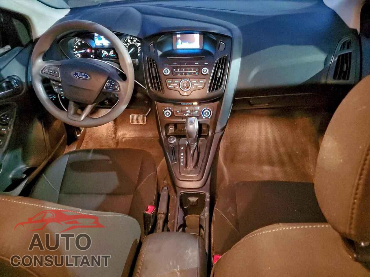 FORD FOCUS 2016 - 1FADP3F22GL201016