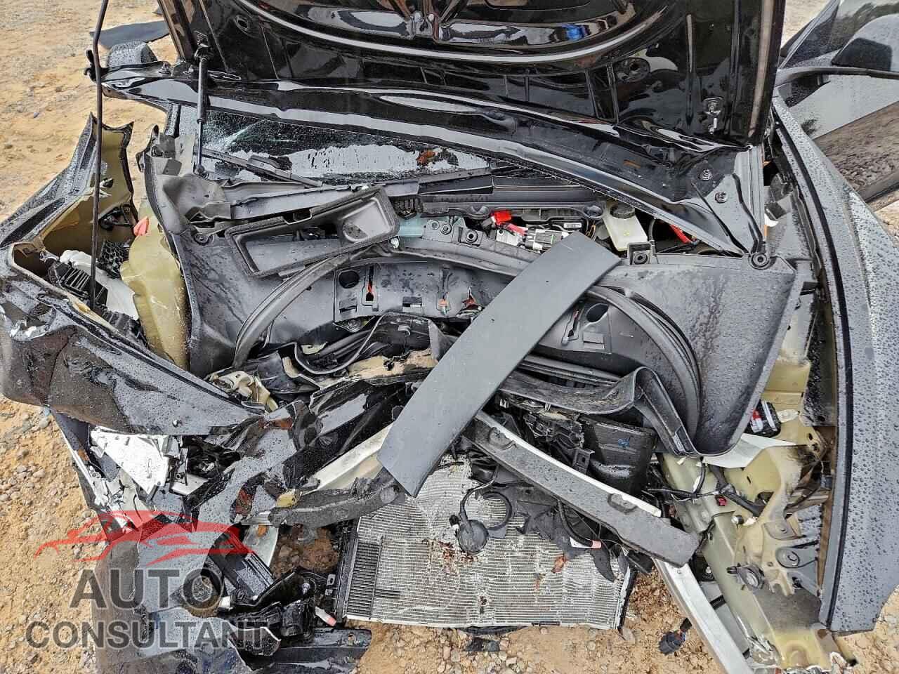 TESLA MODEL 3 2024 - 5YJ3E1EB2RF717237