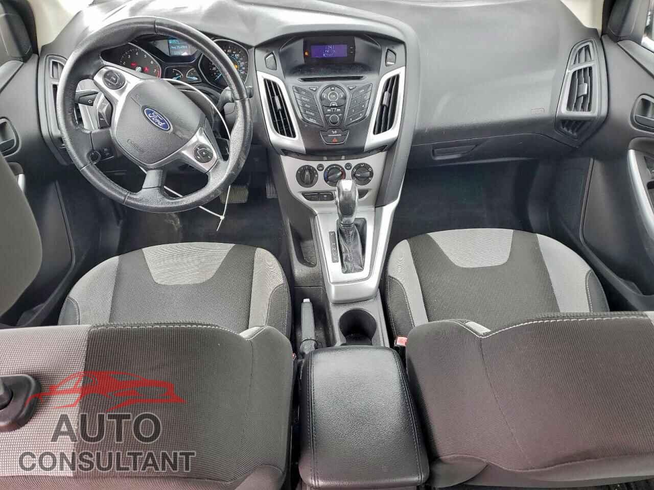 FORD FOCUS 2012 - 1FAHP3F29CL342127
