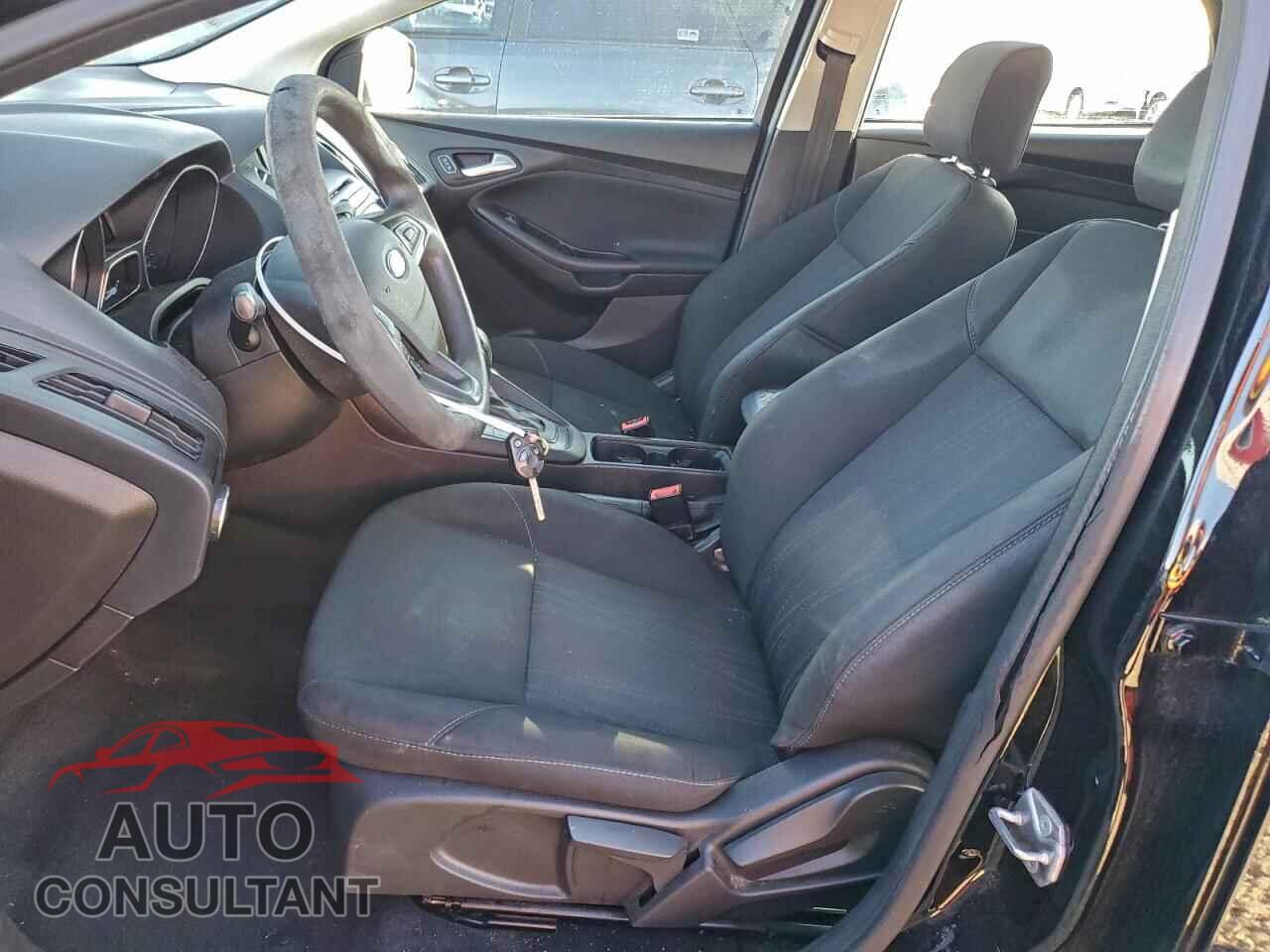 FORD FOCUS 2016 - 1FADP3KE9GL234644