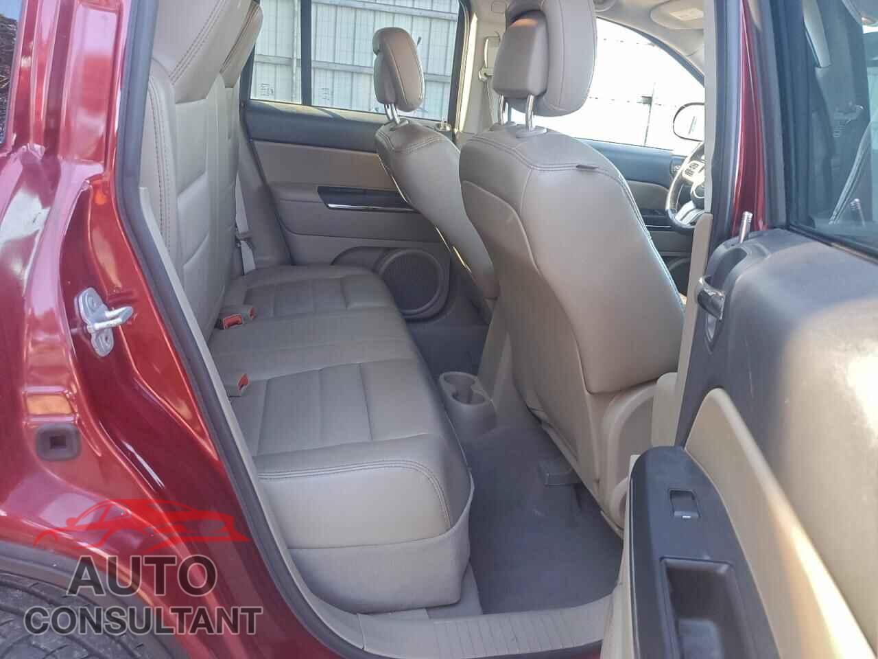 JEEP COMPASS 2011 - 1J4NF5FB9BD158465