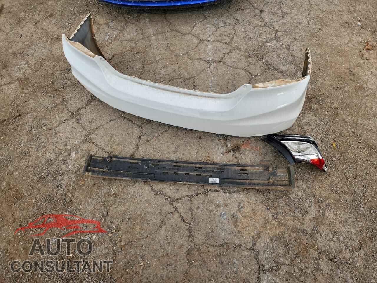 HONDA CIVIC 2015 - 19XFB2F52FE101558