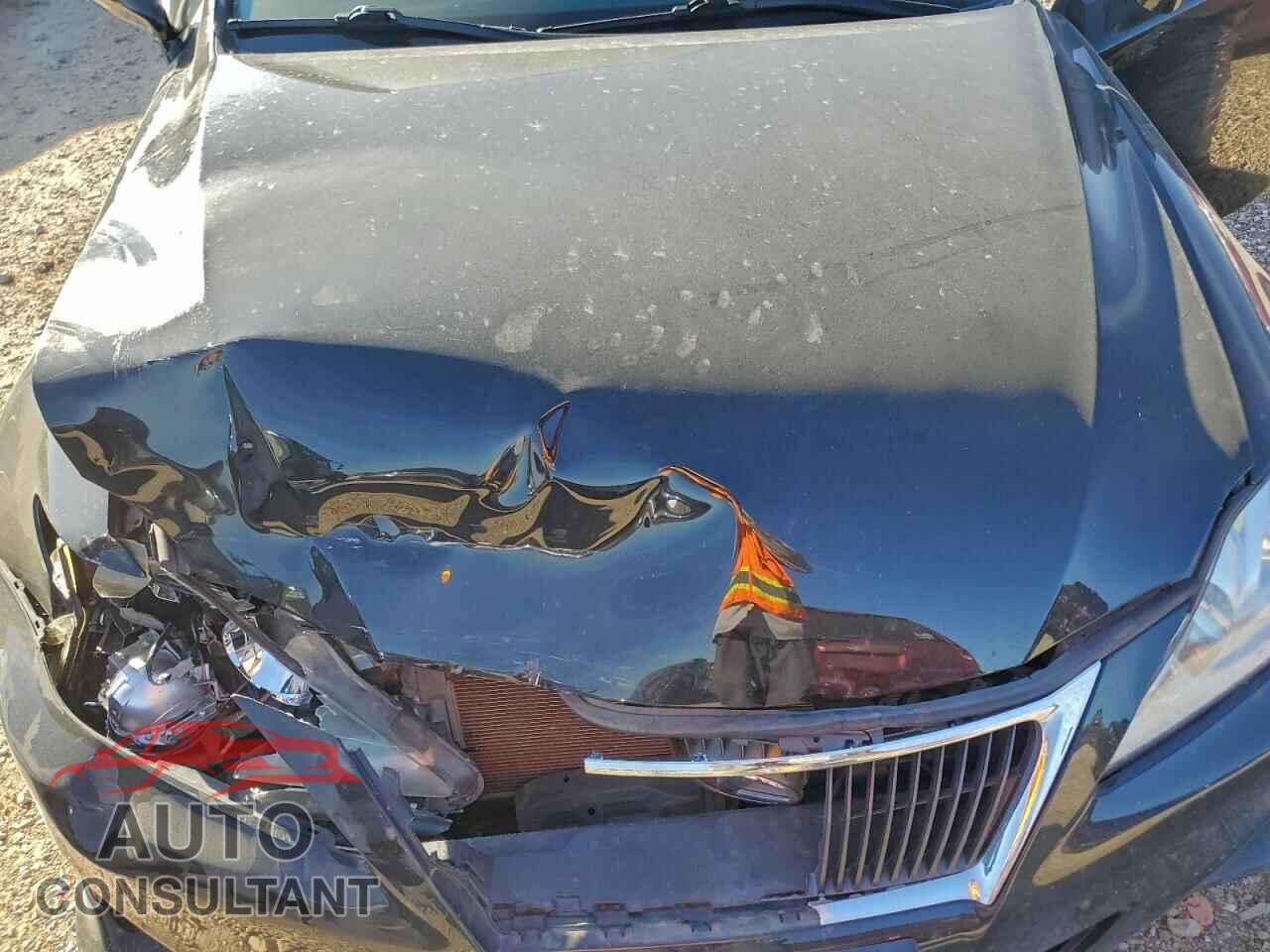 LEXUS IS 2013 - JTHBF5C21D5188083