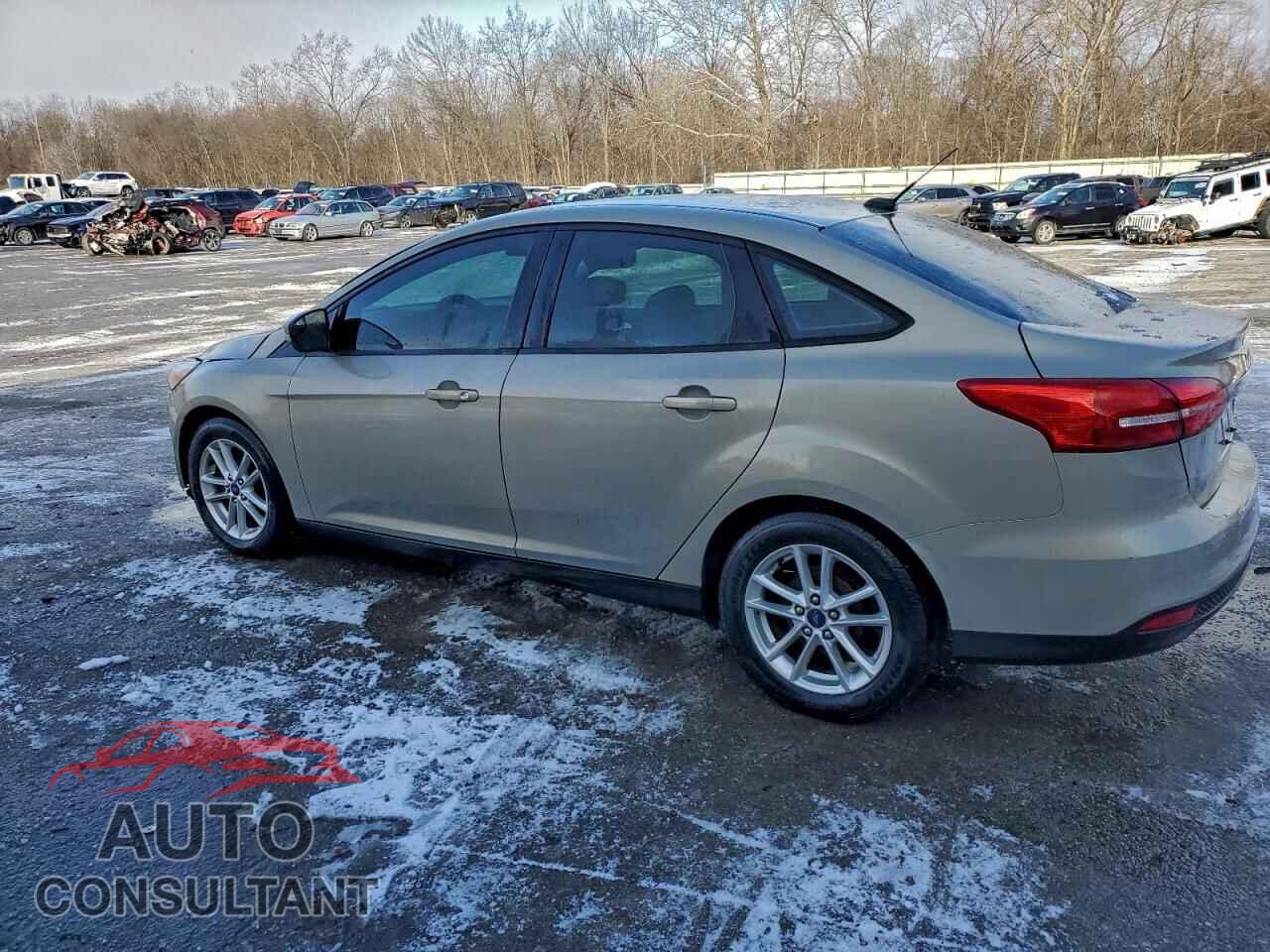 FORD FOCUS 2015 - 1FADP3F25FL243243