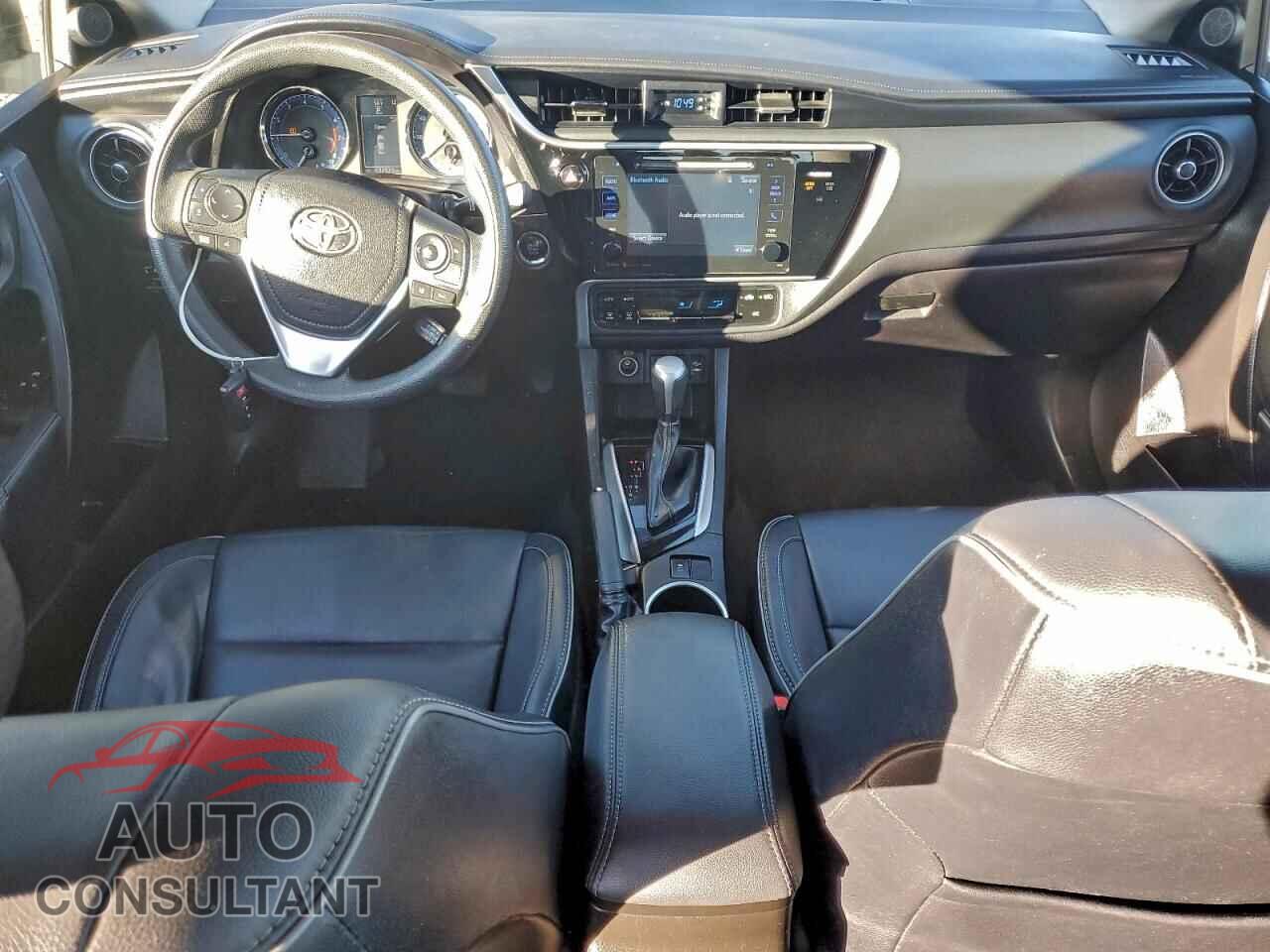 TOYOTA COROLLA 2017 - 5YFBURHE0HP683062