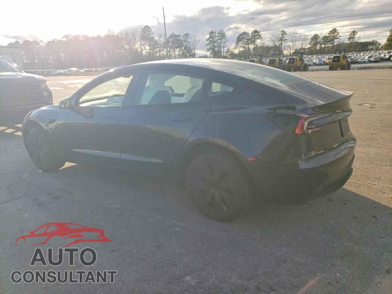 TESLA MODEL 3 2024 - 5YJ3E1EB6RF815767