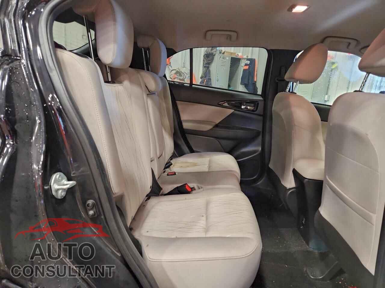 MITSUBISHI ECLIPSE 2019 - JA4AT5AA8KZ000420