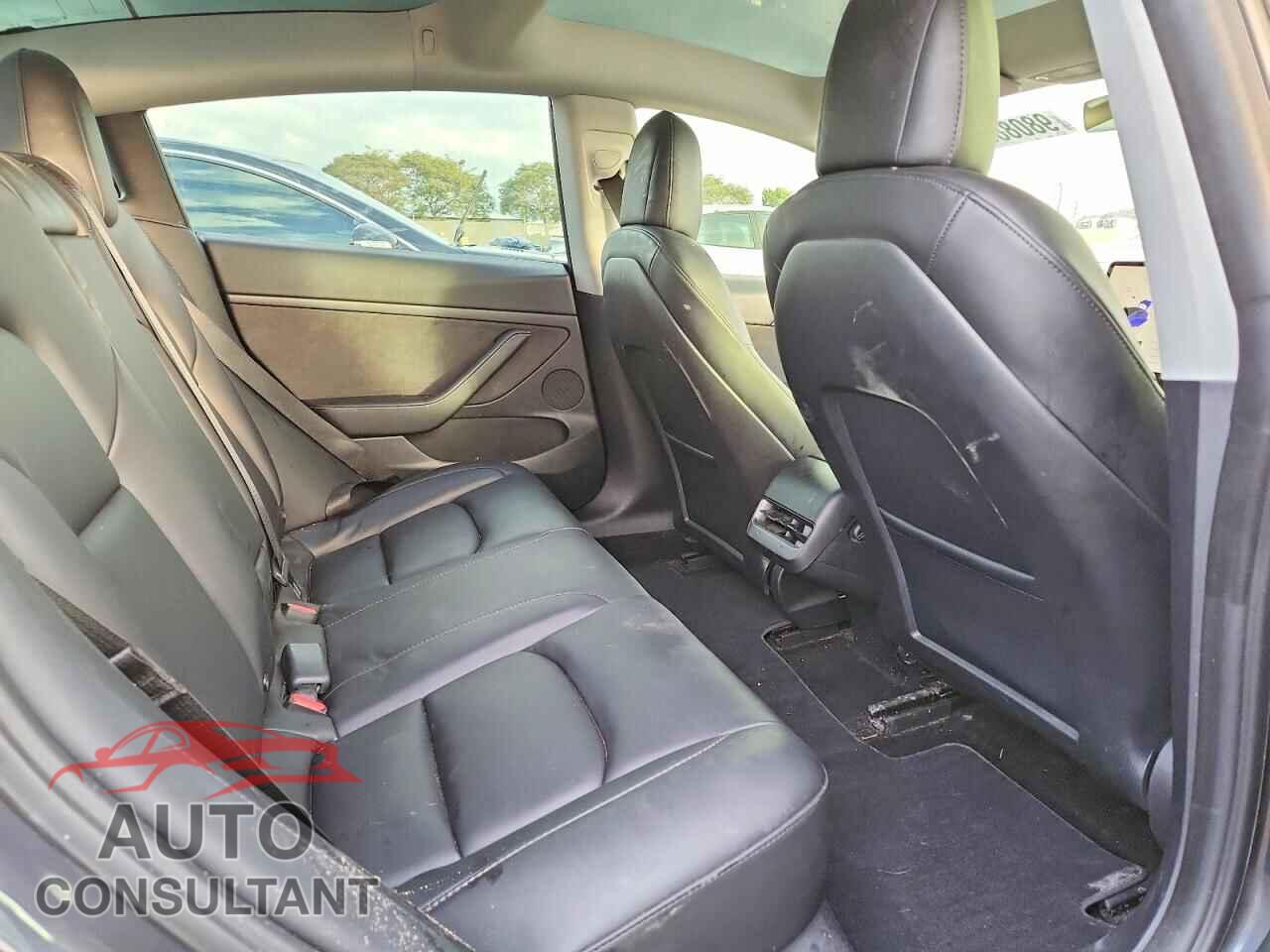 TESLA MODEL 3 2023 - 5YJ3E1EB9PF388601