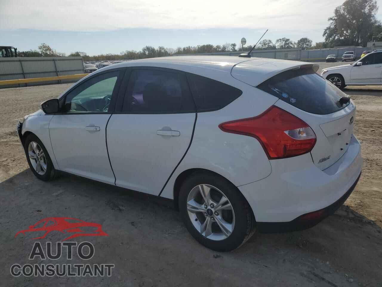 FORD FOCUS 2014 - 1FADP3K28EL313757