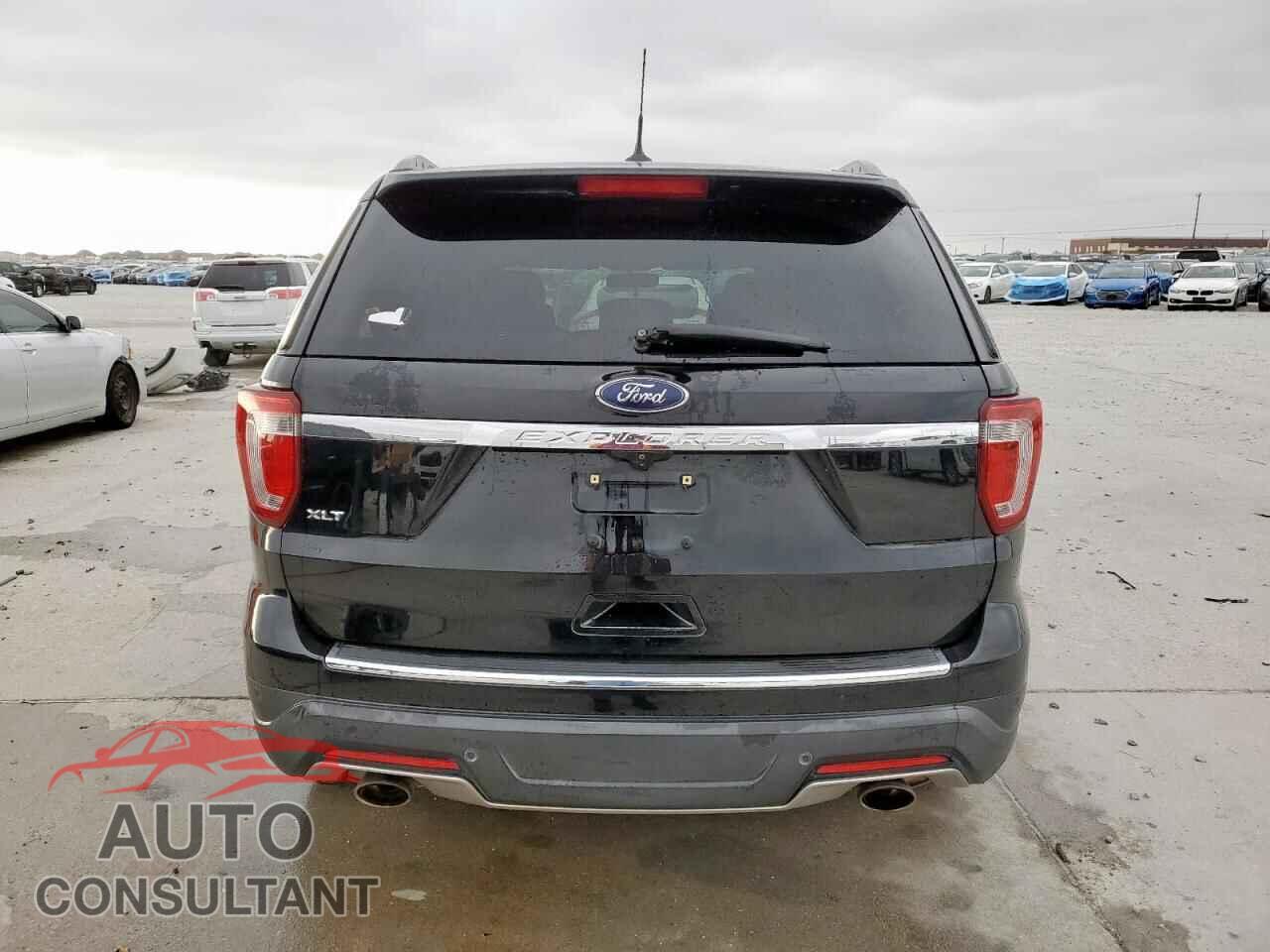 FORD EXPLORER 2018 - 1FM5K7D82JGA88112