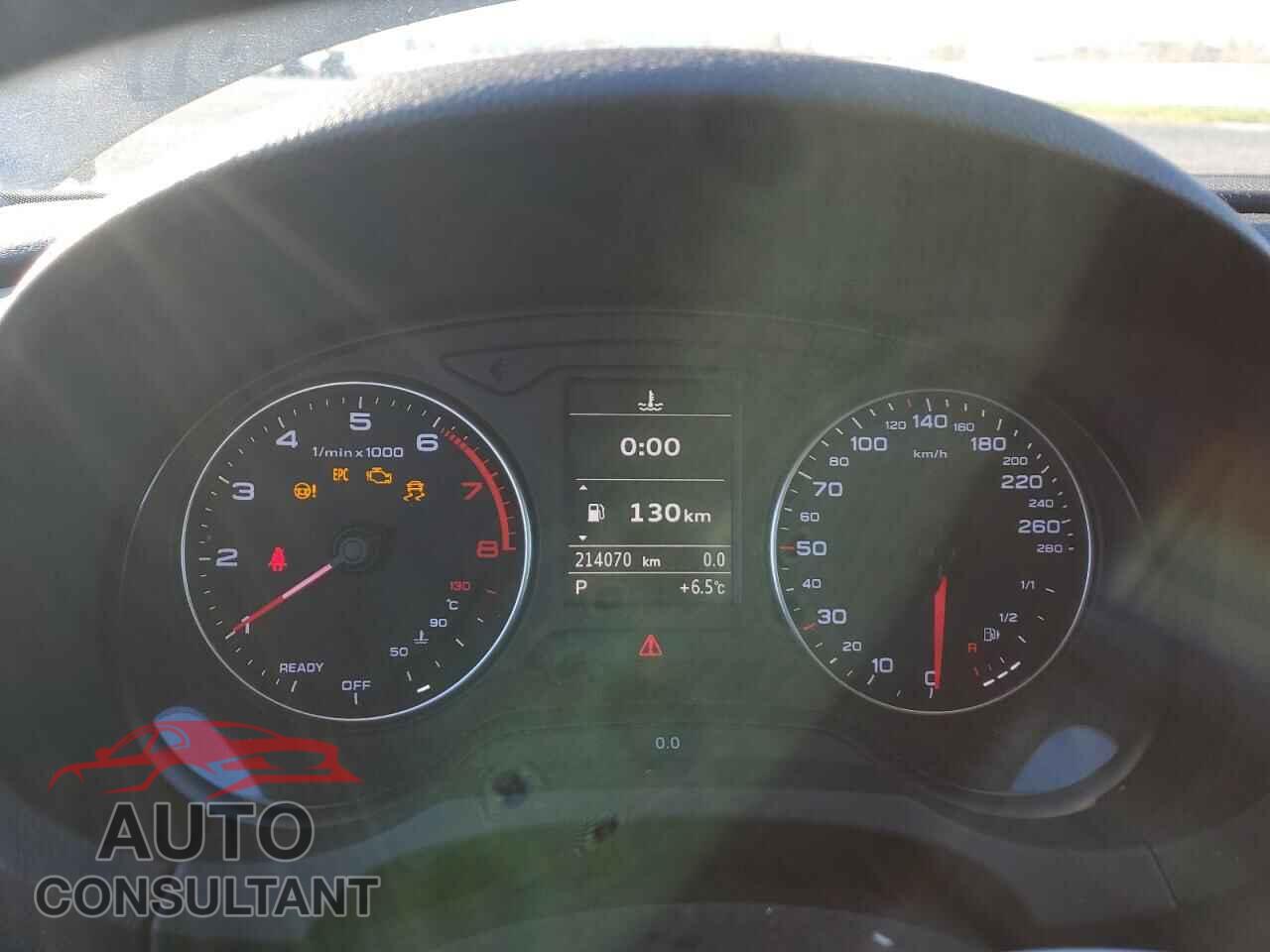 AUDI A3 2016 - WAUA7GFF7G1101655