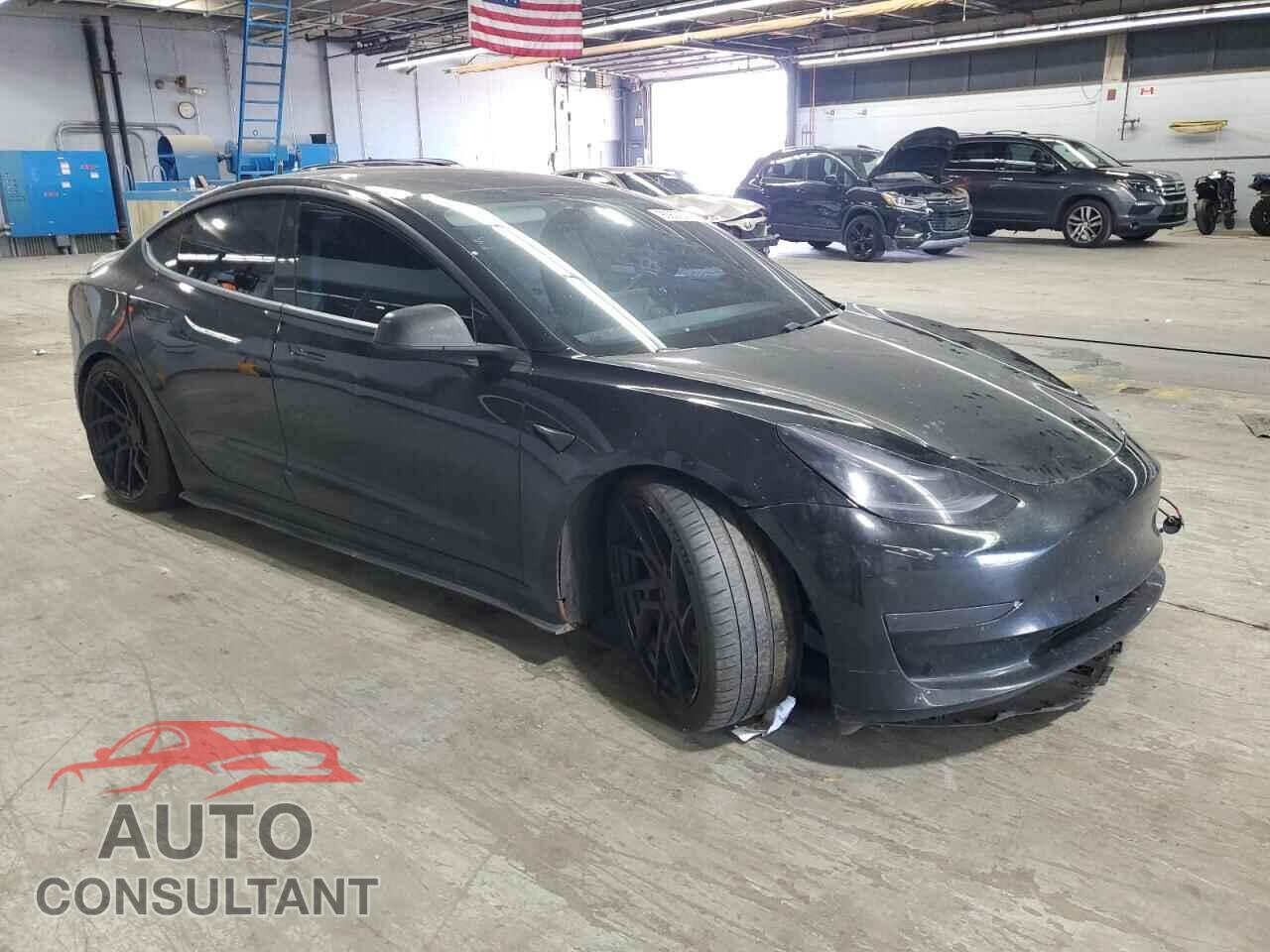 TESLA MODEL 3 2018 - 5YJ3E1EBXJF151364