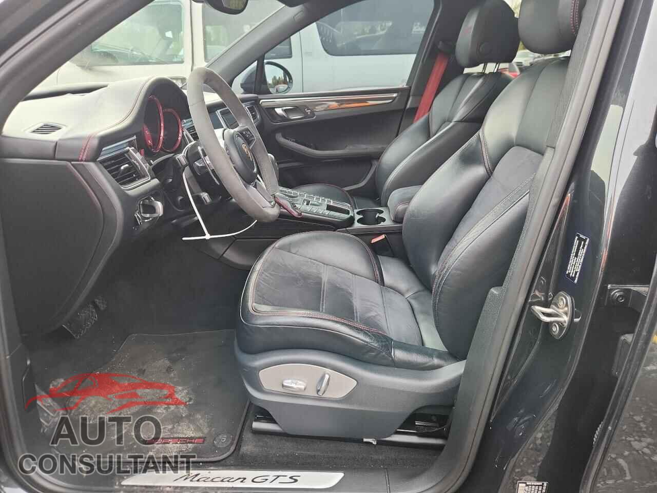 PORSCHE MACAN 2017 - WP1AG2A56HLB50645