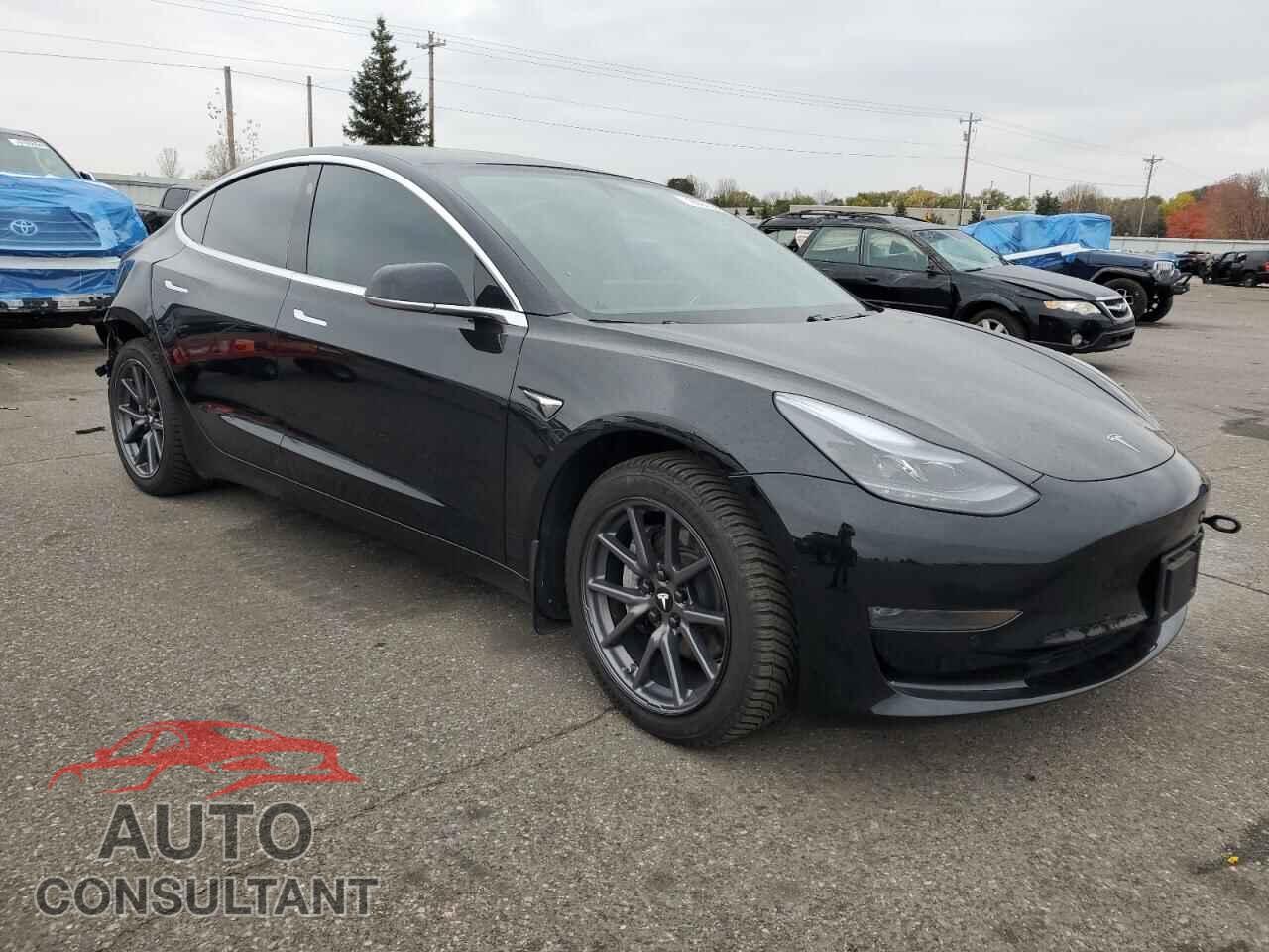 TESLA MODEL 3 2019 - 5YJ3E1EB4KF209079