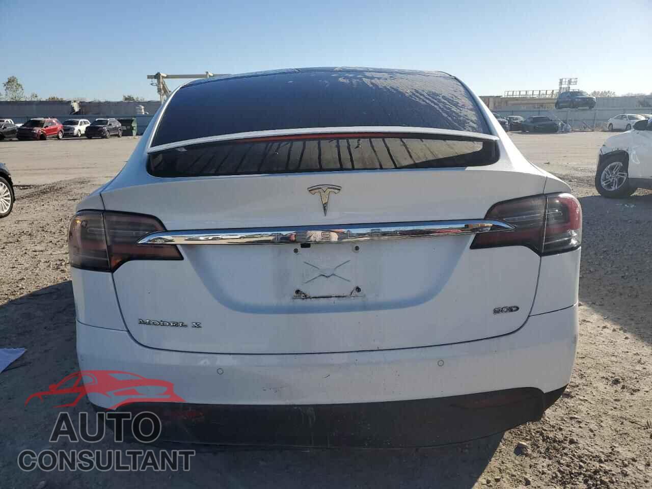 TESLA MODEL X 2016 - 5YJXCAE24GF003453