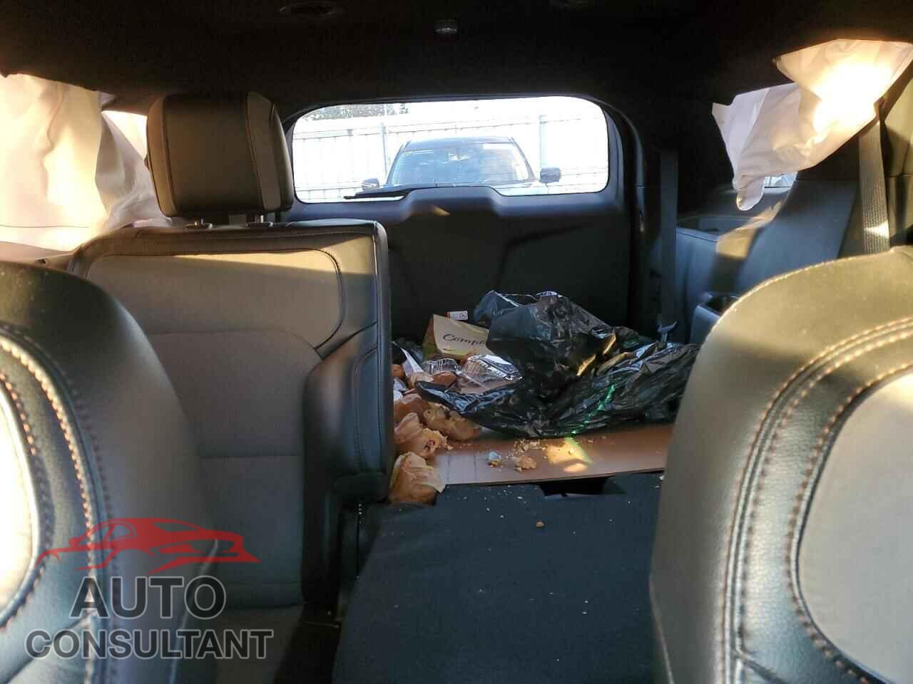 FORD EXPLORER 2017 - 1FM5K8D86HGB84101