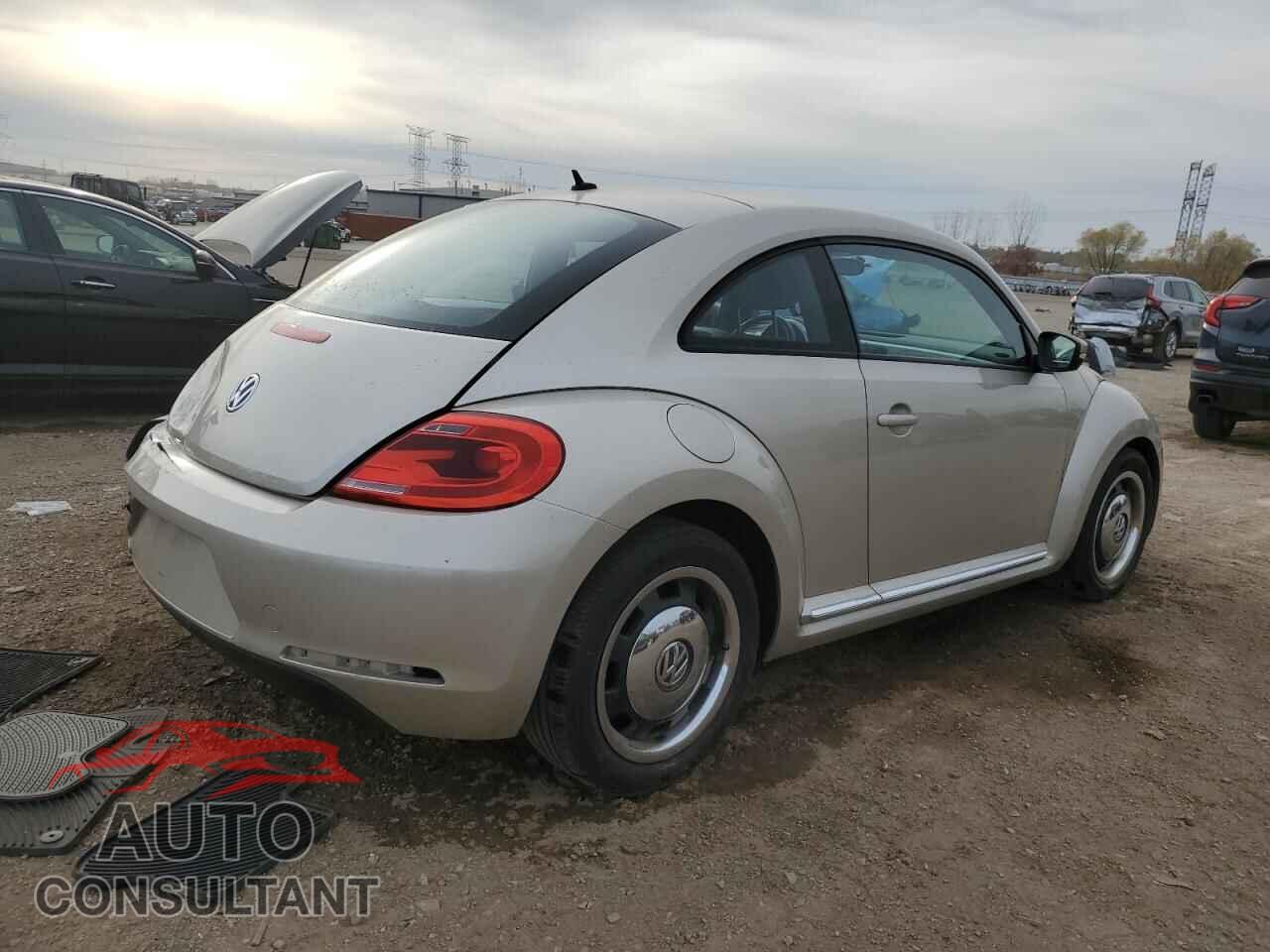 VOLKSWAGEN BEETLE 2012 - 3VWJP7AT5CM643461