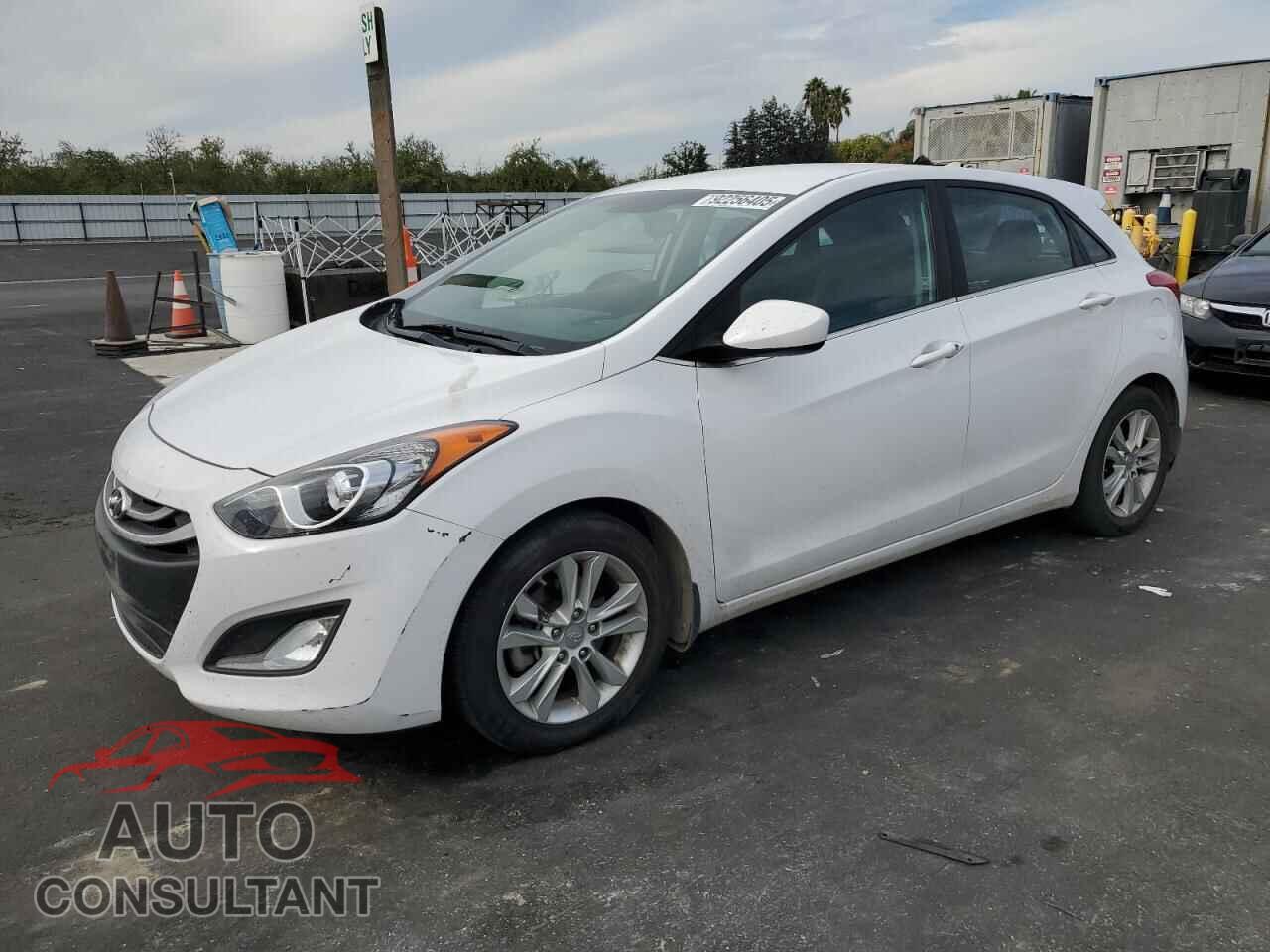 HYUNDAI ELANTRA 2013 - KMHD35LE1DU126830