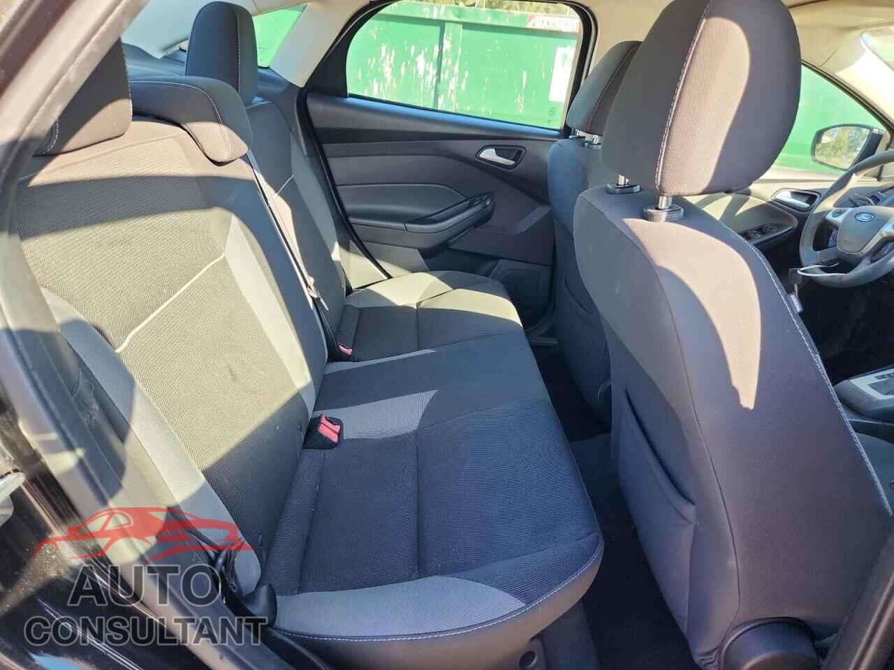 FORD FOCUS 2013 - 1FADP3F27DL331417