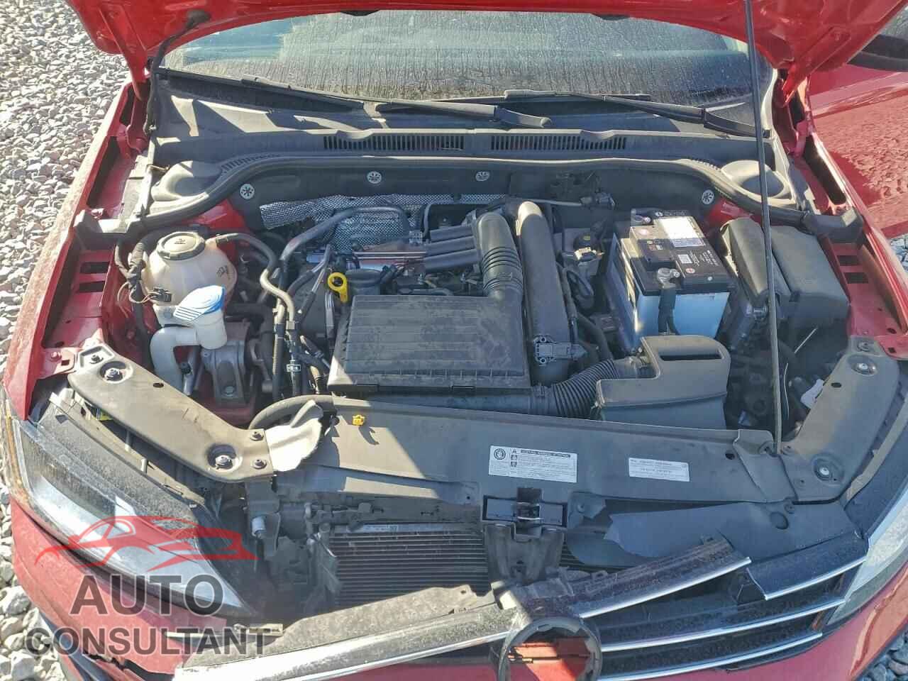 VOLKSWAGEN JETTA 2018 - 3VWDB7AJ7JM239701