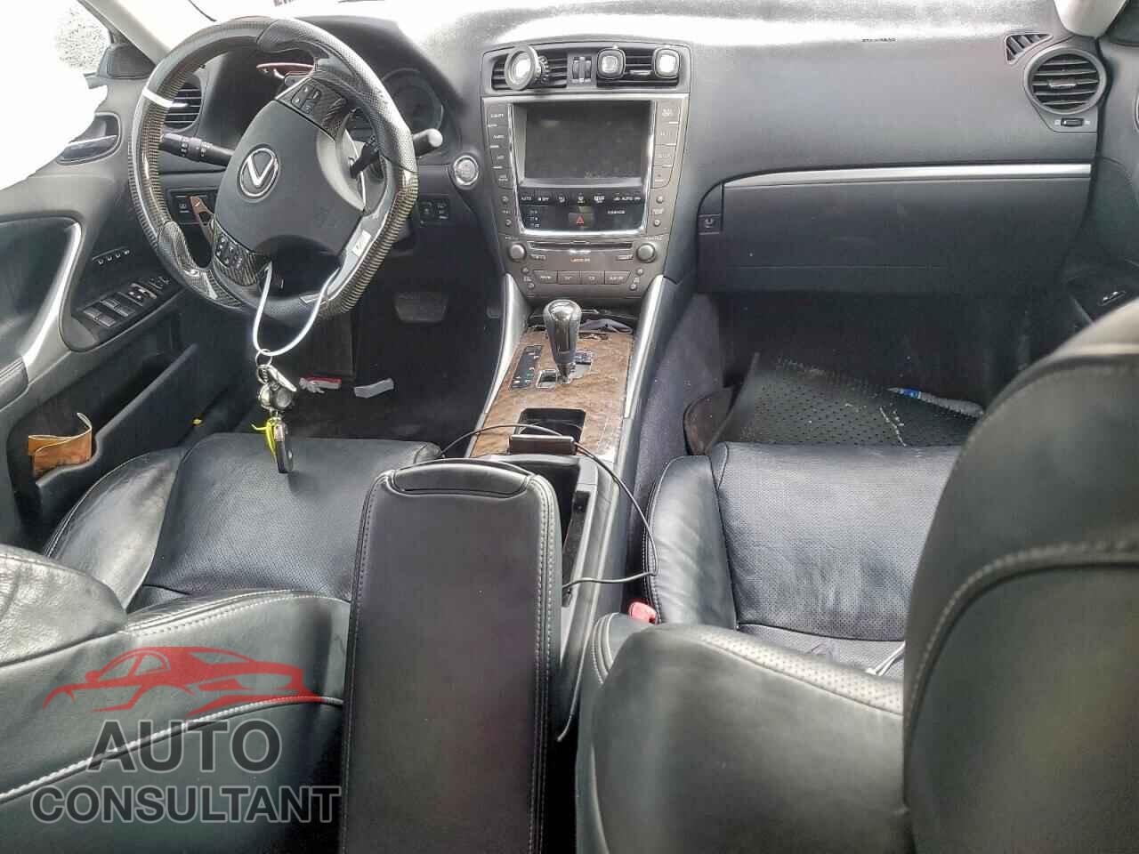 LEXUS IS 2011 - JTHBE5C21B5025546