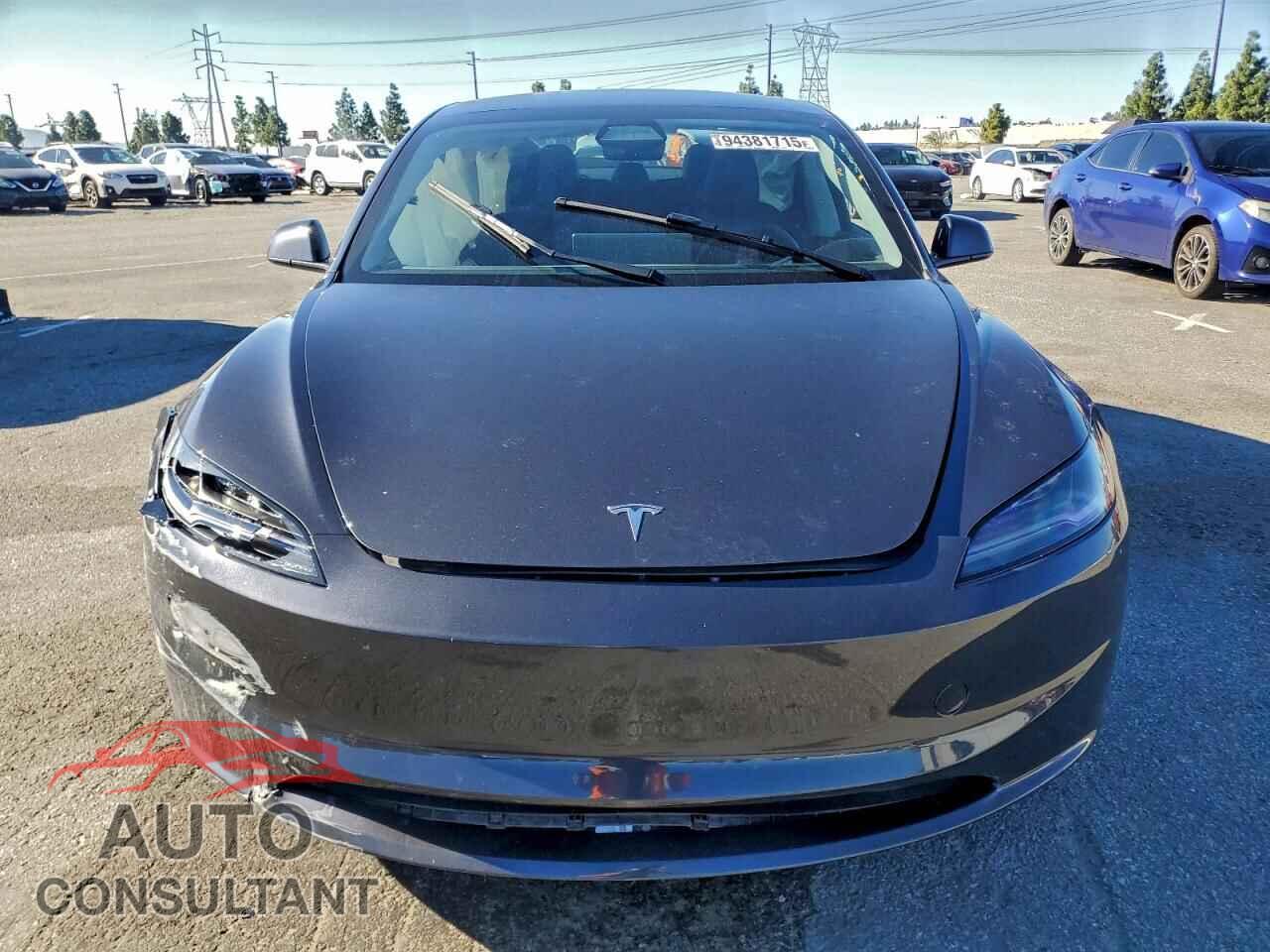 TESLA MODEL 3 2024 - 5YJ3E1EA2RF848921