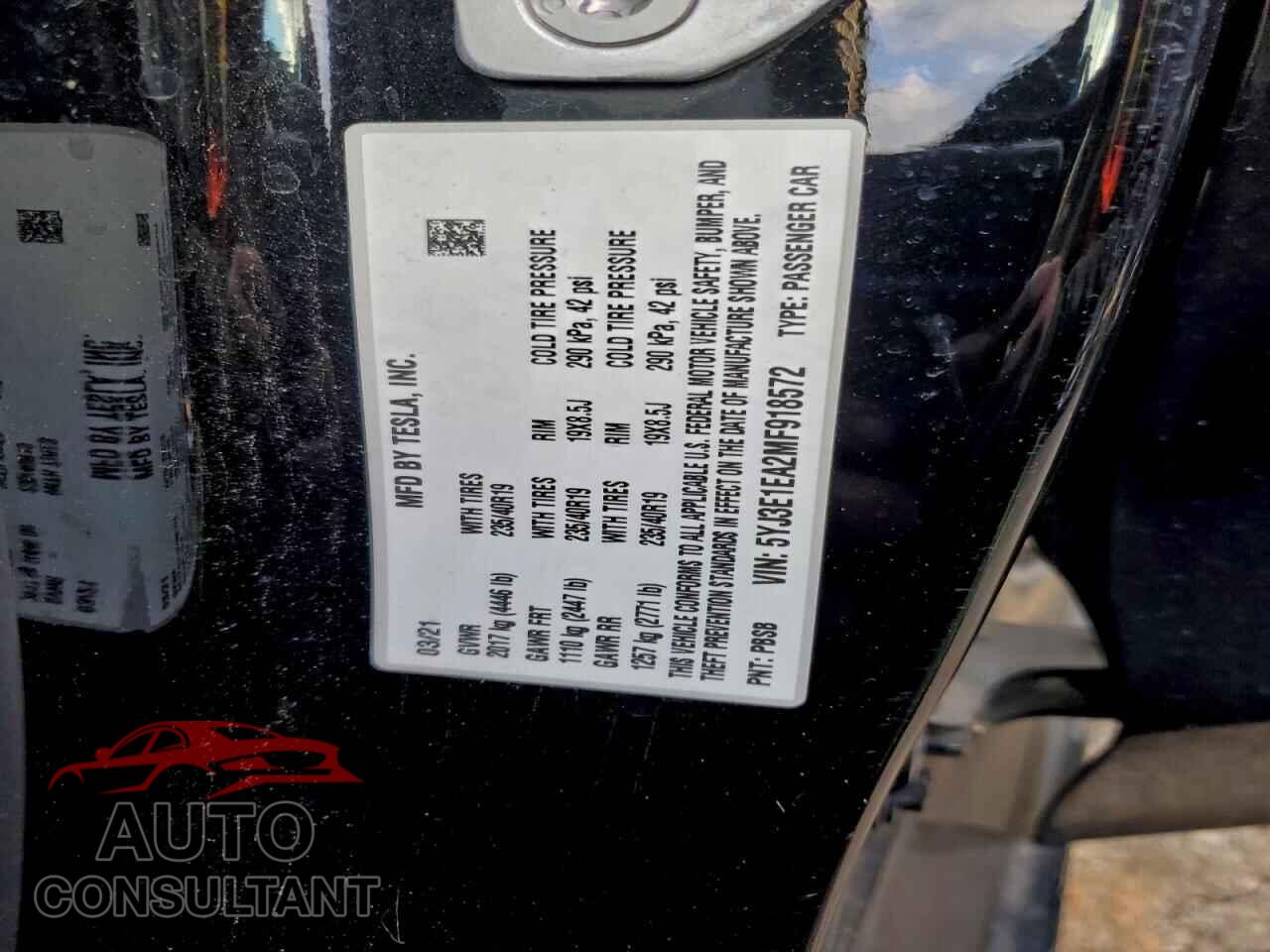TESLA MODEL 3 2021 - 5YJ3E1EA2MF918572