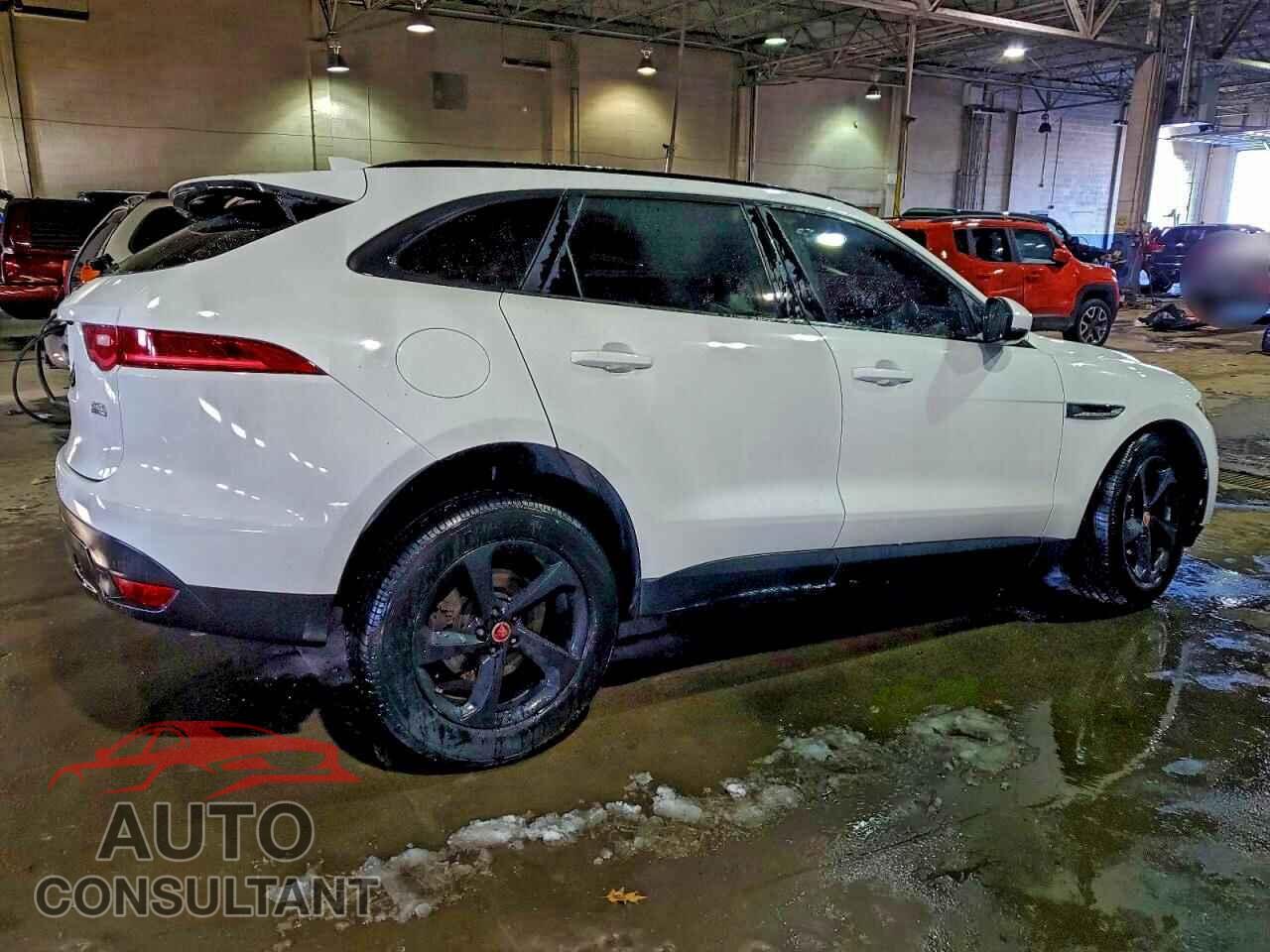 JAGUAR F-PACE 2018 - SADCJ2FX5JA324944