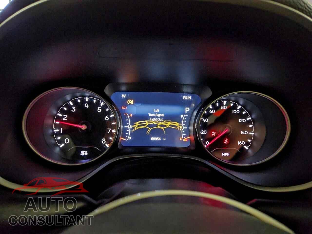 JEEP COMPASS 2019 - 3C4NJDCB9KT724296