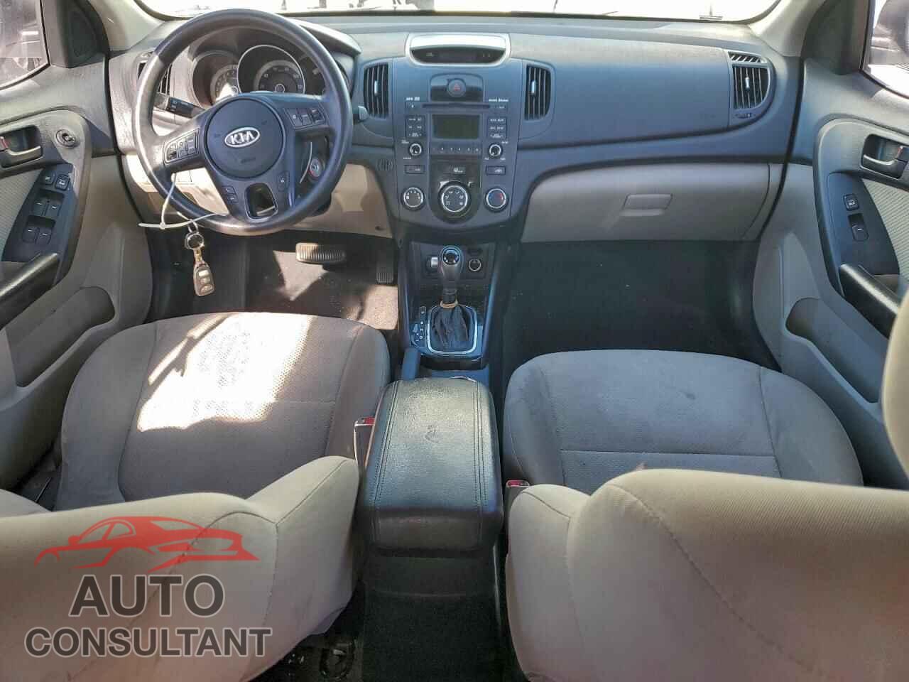KIA FORTE 2012 - KNAFU5A25C5517374