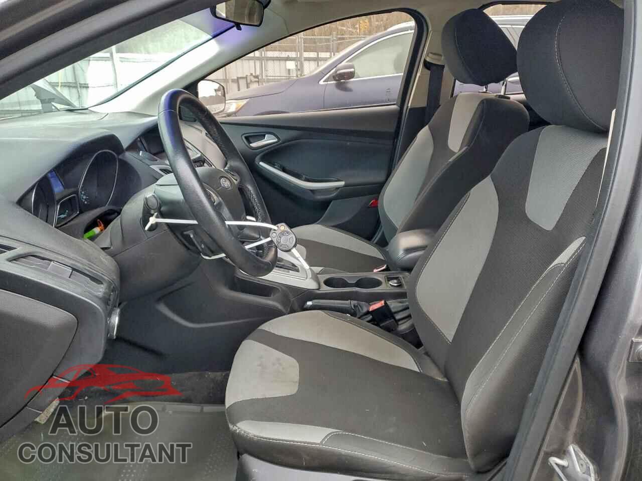 FORD FOCUS 2012 - 1FAHP3F22CL446765