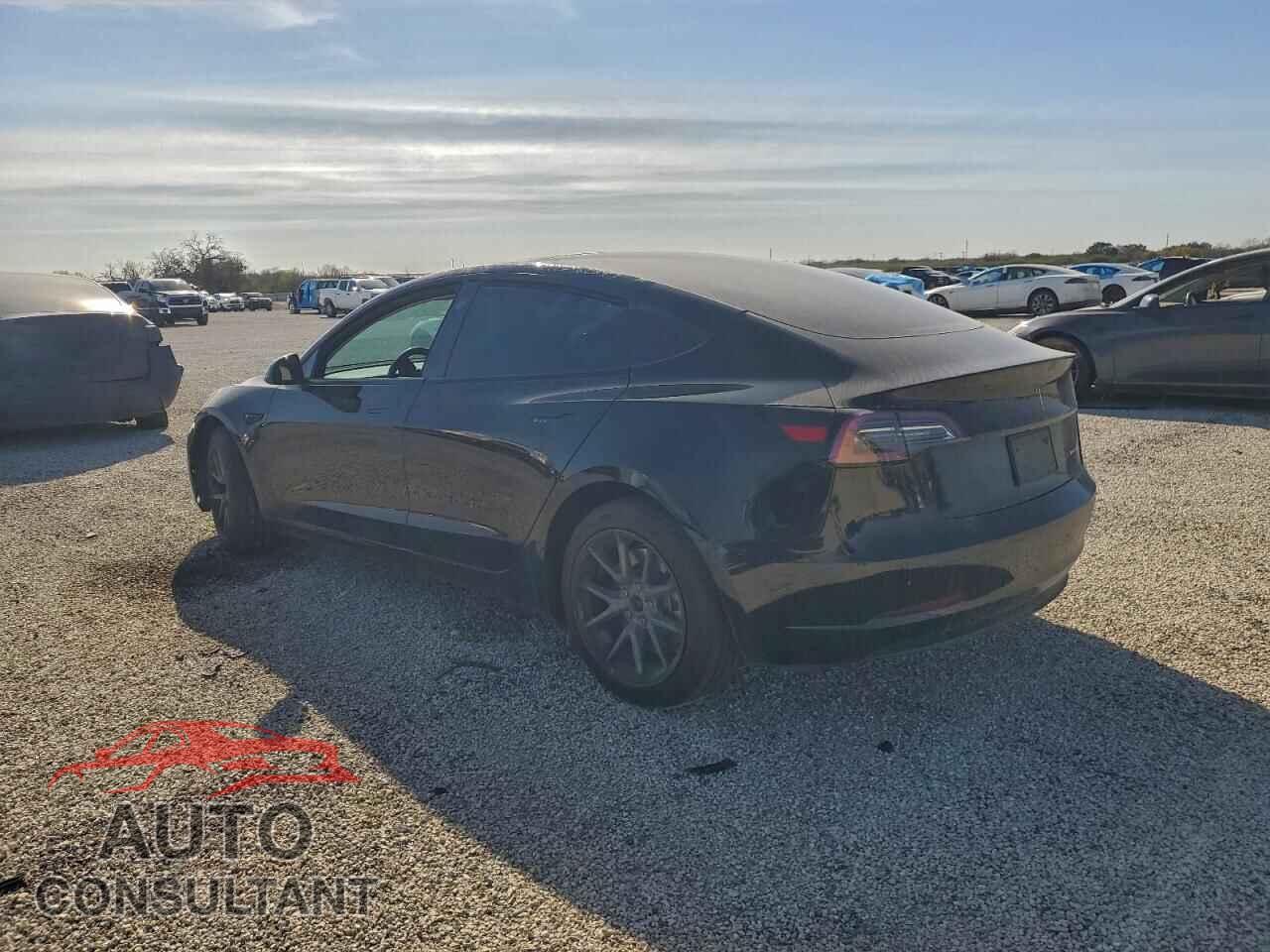 TESLA MODEL 3 2021 - 5YJ3E1EB0MF055957