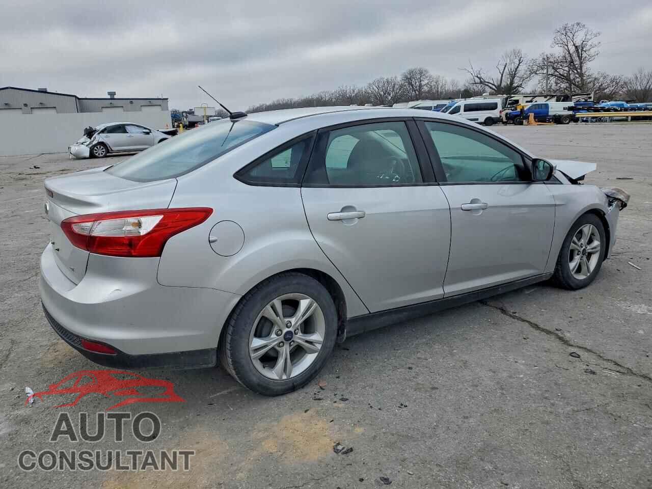 FORD FOCUS 2014 - 1FADP3F26EL323083