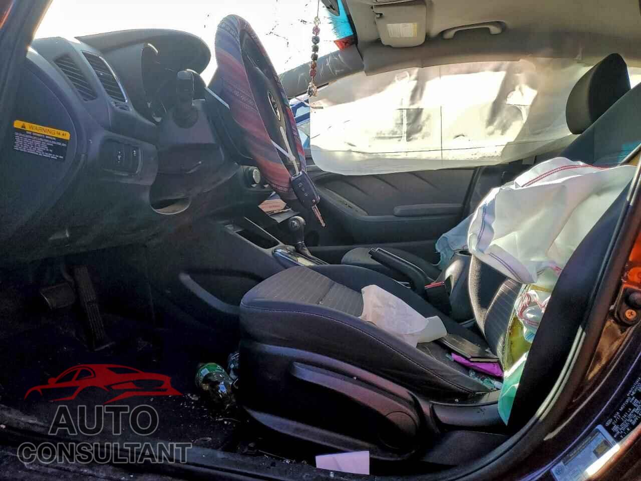 KIA FORTE 2017 - 3KPFL4A72HE113827