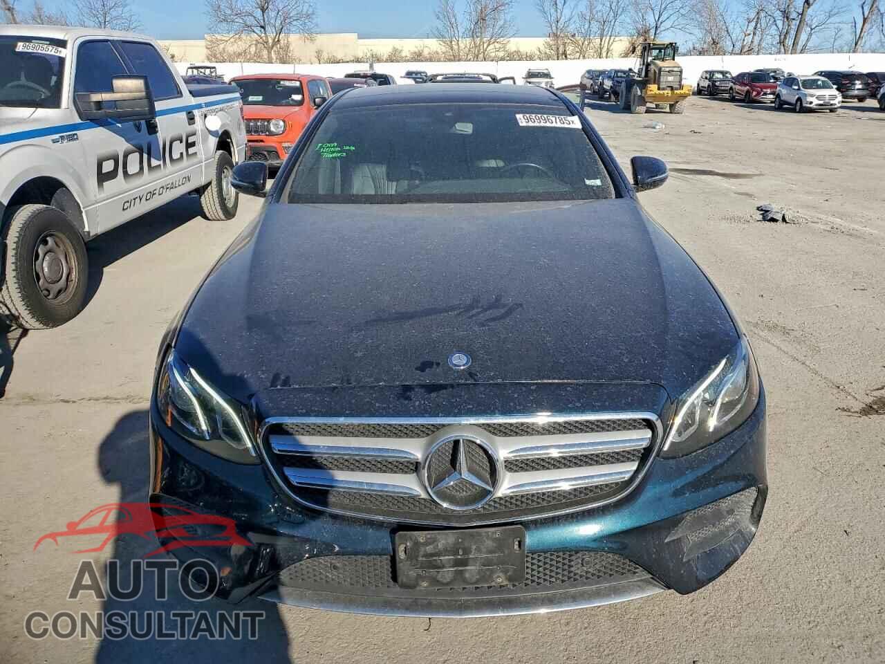 MERCEDES-BENZ E-CLASS 2017 - WDDZF4KB7HA027977