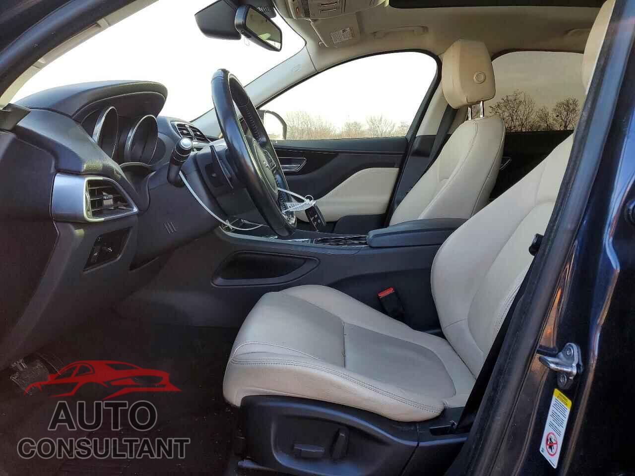 JAGUAR F-PACE 2017 - SADCJ2BVXHA884411