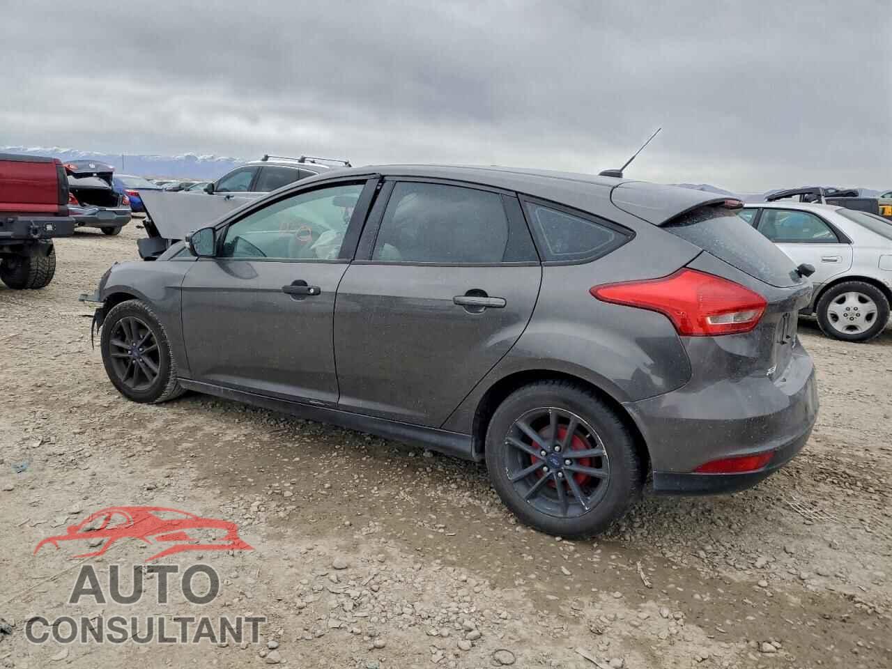 FORD FOCUS 2015 - 1FADP3K29FL385391