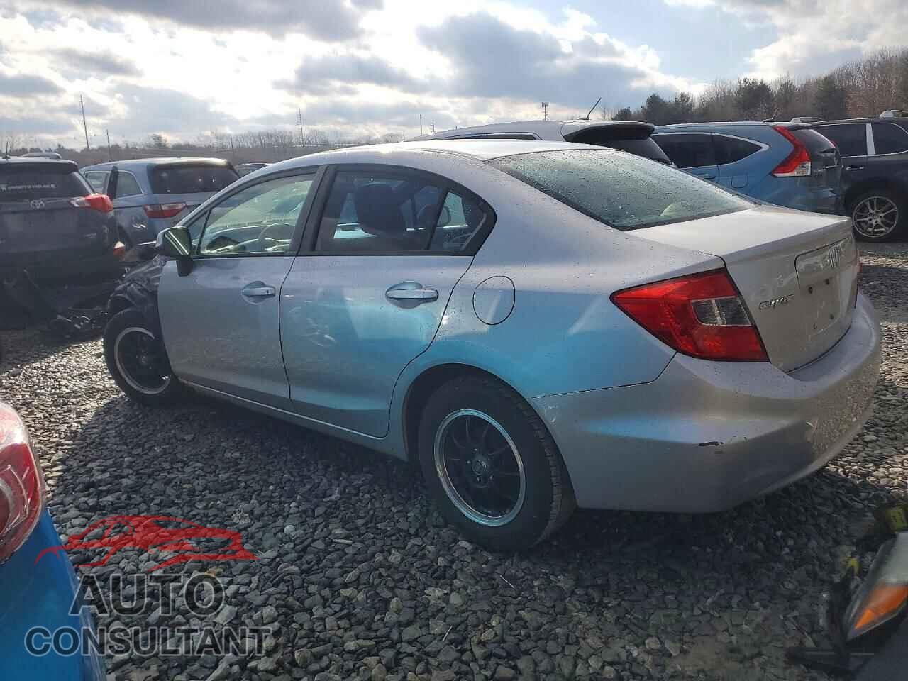 HONDA CIVIC 2012 - 2HGFB2F57CH315205