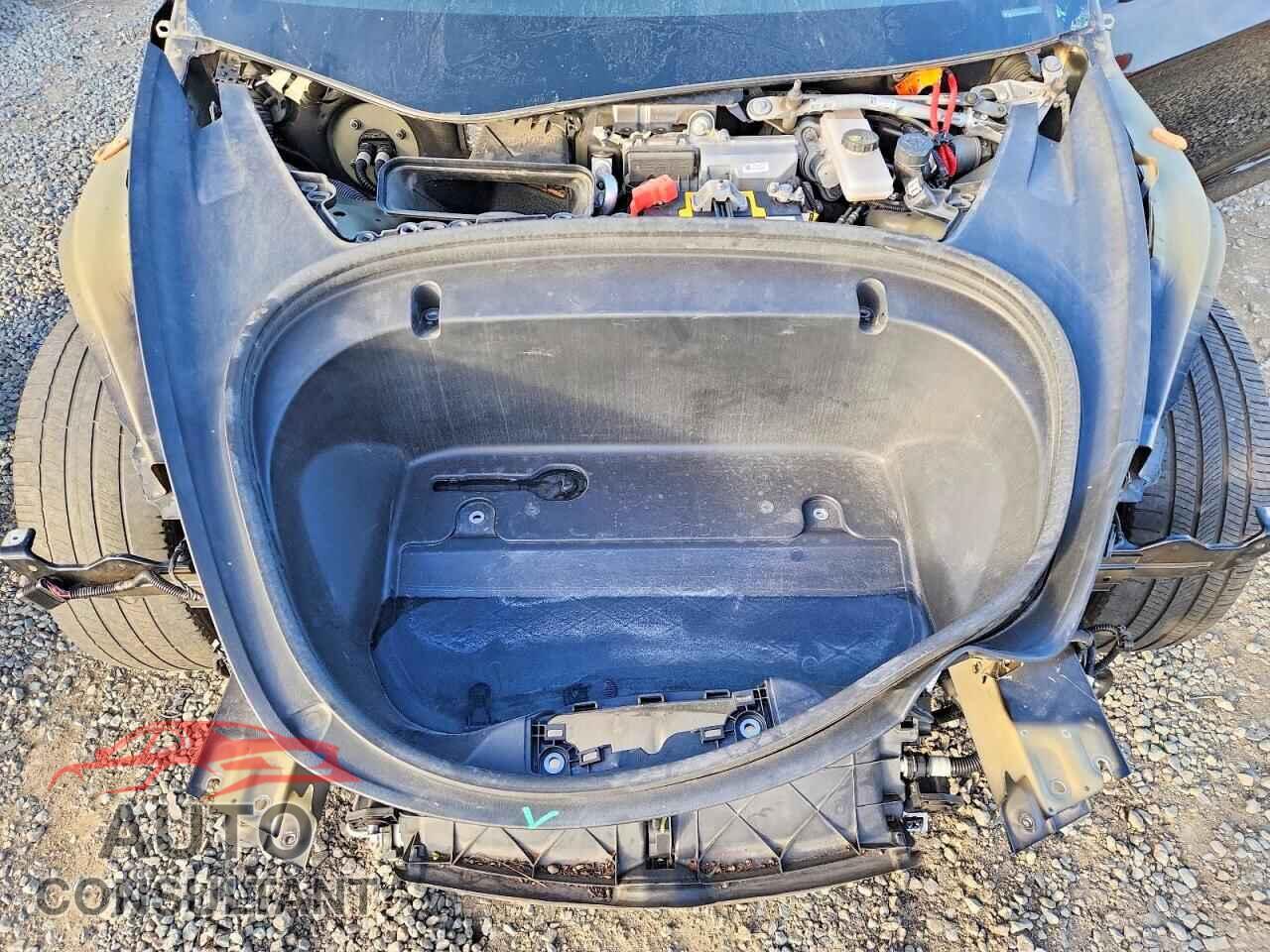 TESLA MODEL 3 2019 - 5YJ3E1EA0KF415670
