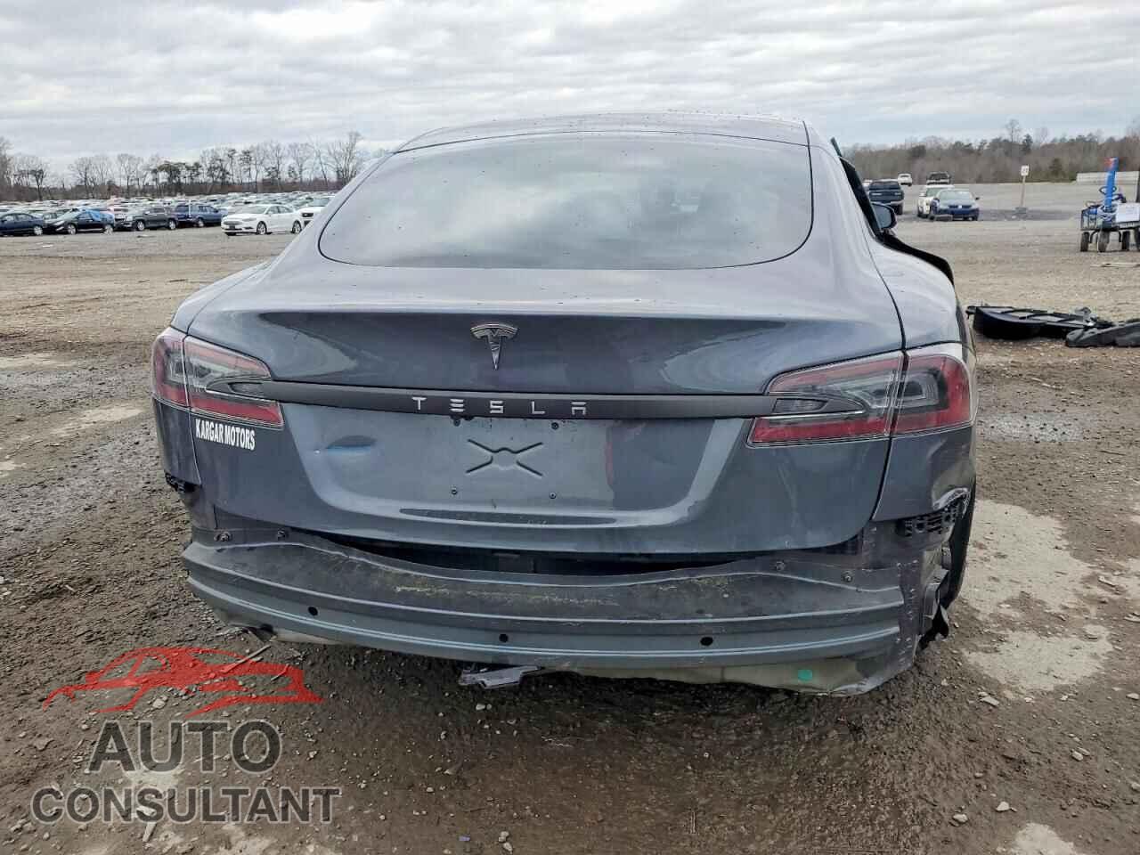 TESLA MODEL S 2017 - 5YJSA1E21HF232187