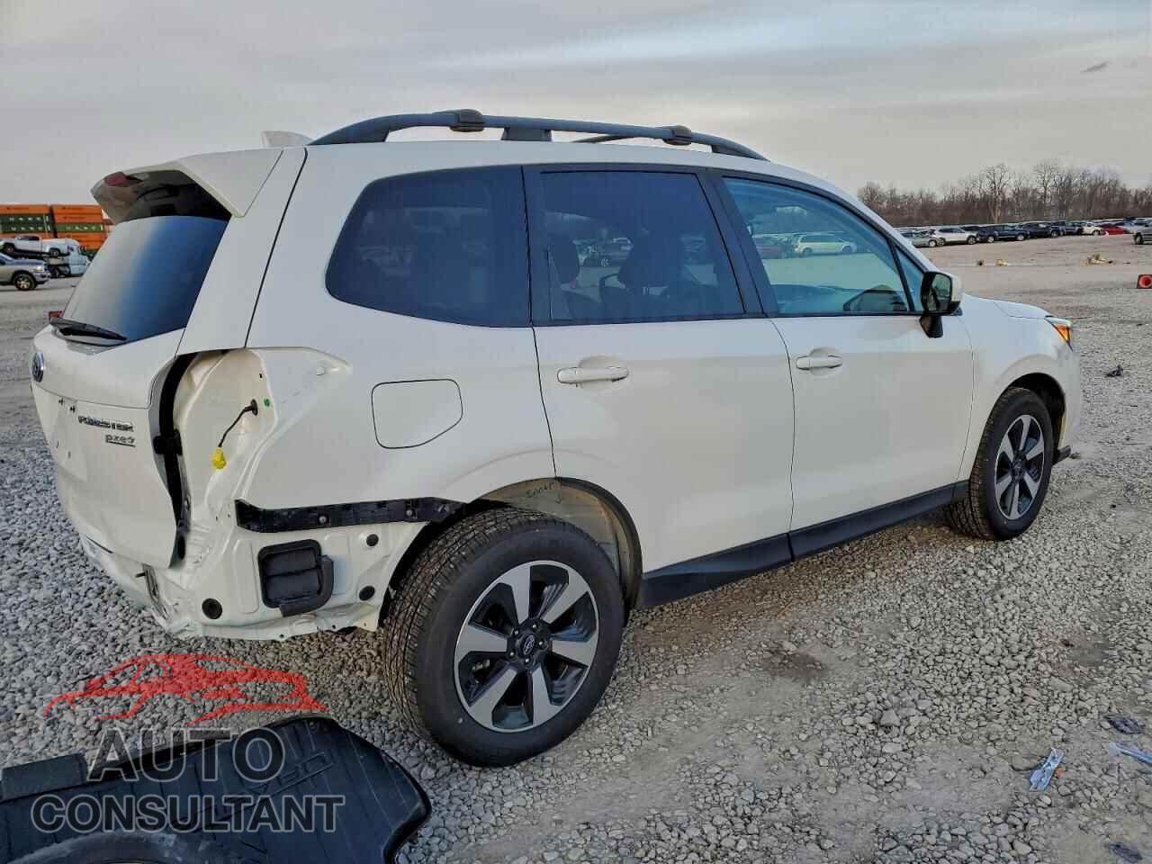 SUBARU FORESTER 2017 - JF2SJAEC0HH530983