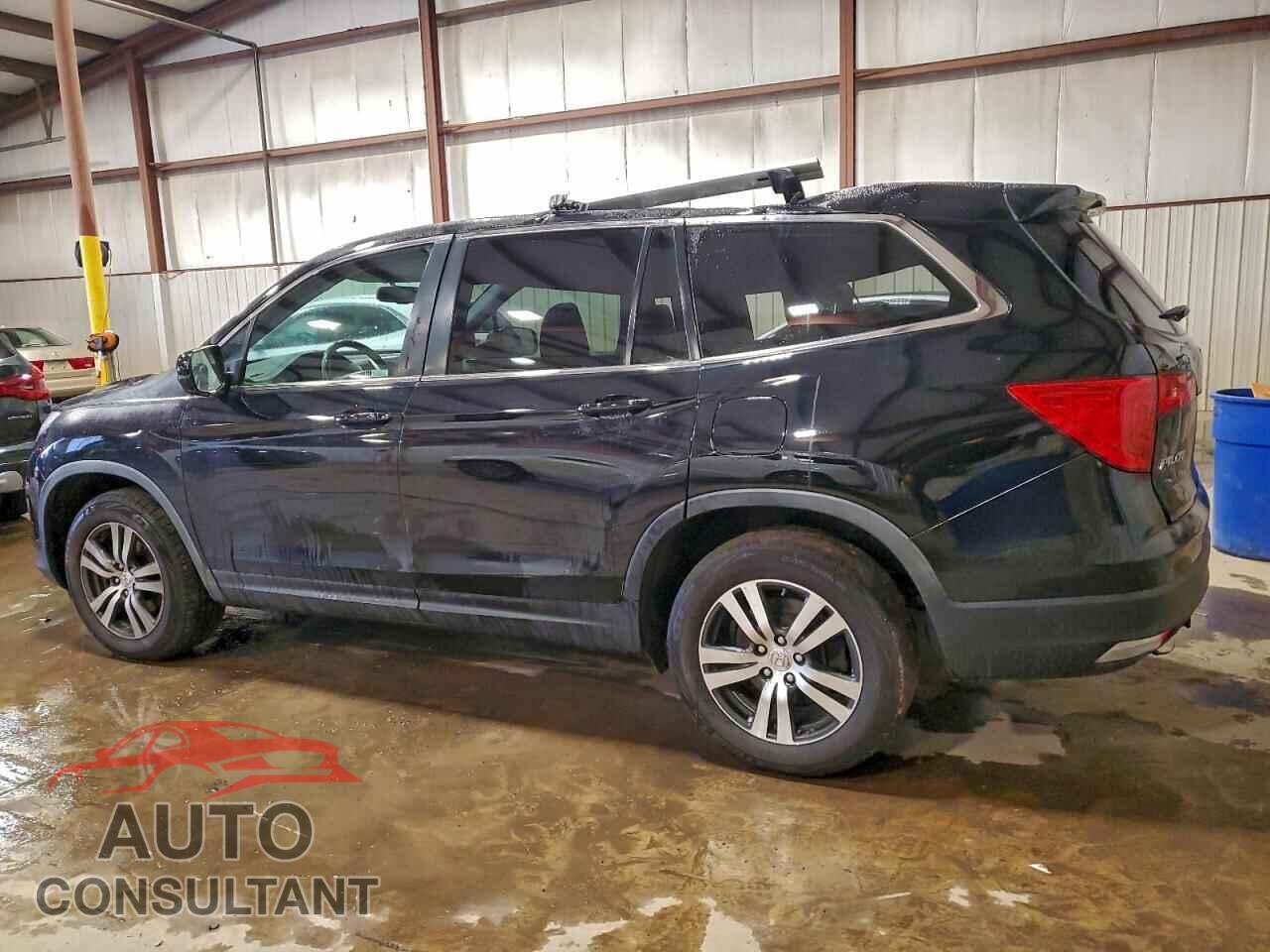 HONDA PILOT 2017 - 5FNYF6H55HB095446
