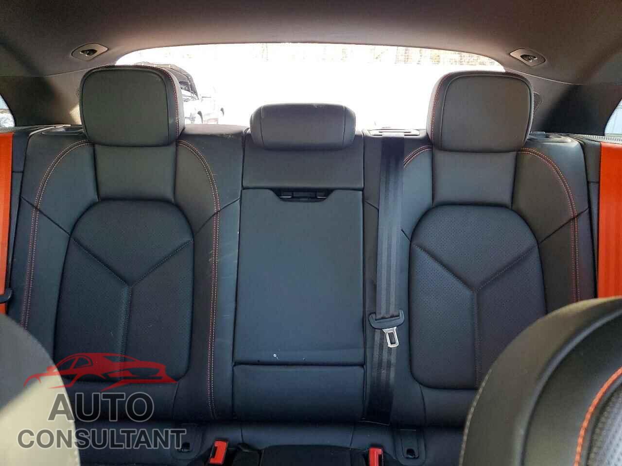 PORSCHE MACAN BASE 2024 - WP1AA2A51RLB00657