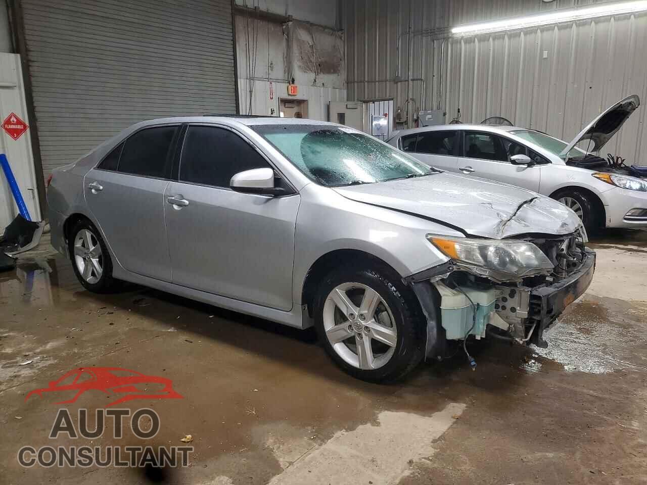 TOYOTA CAMRY 2014 - 4T1BF1FK6EU414580
