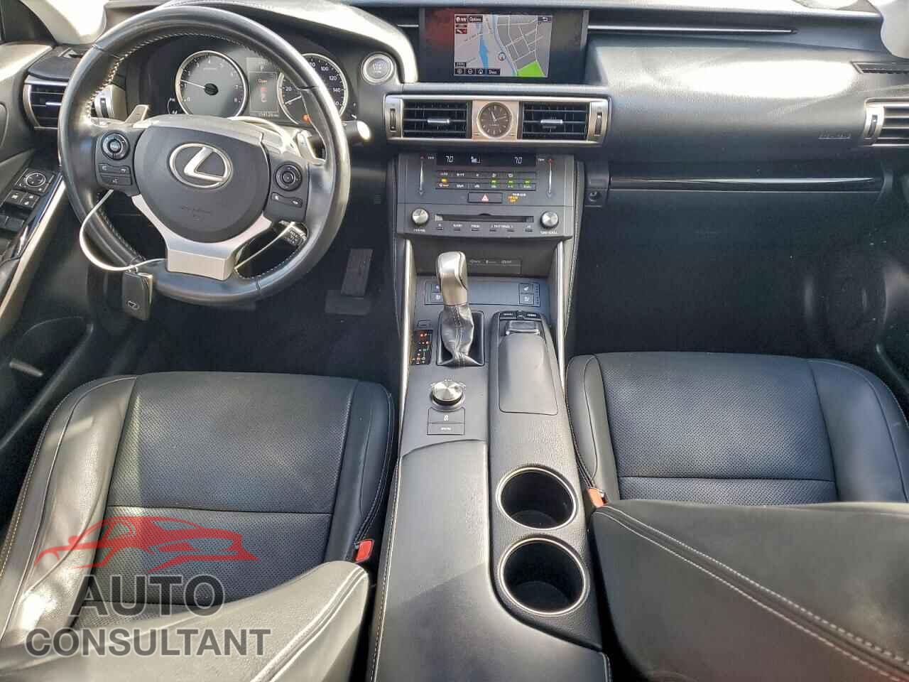 LEXUS IS 2015 - JTHCF1D28F5018690