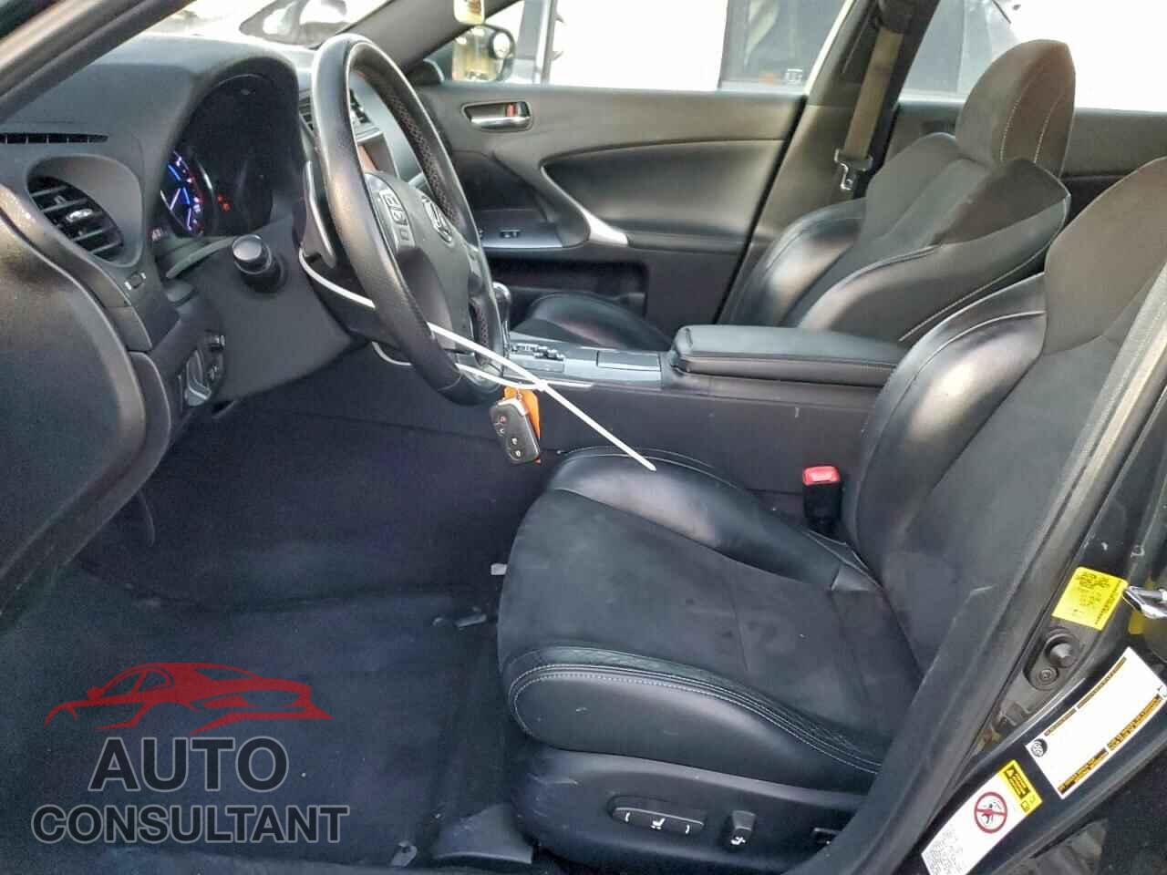 LEXUS IS 2011 - JTHBE5C26B5027289
